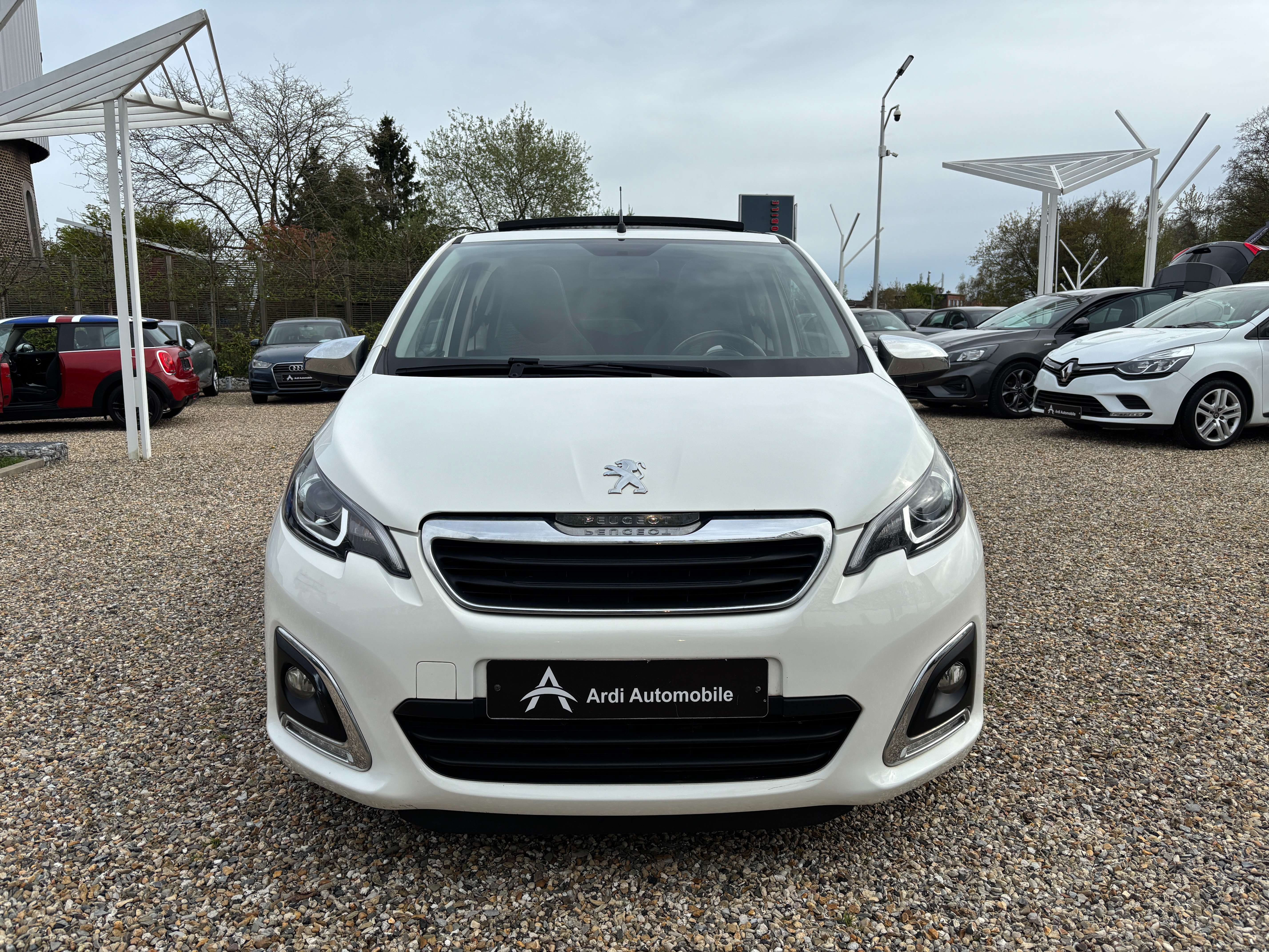 Peugeot 108 1.2 *TOIT OUVRANT*CRUISE CONTROL*CAMERA*KEYLESS*GARANTIE*