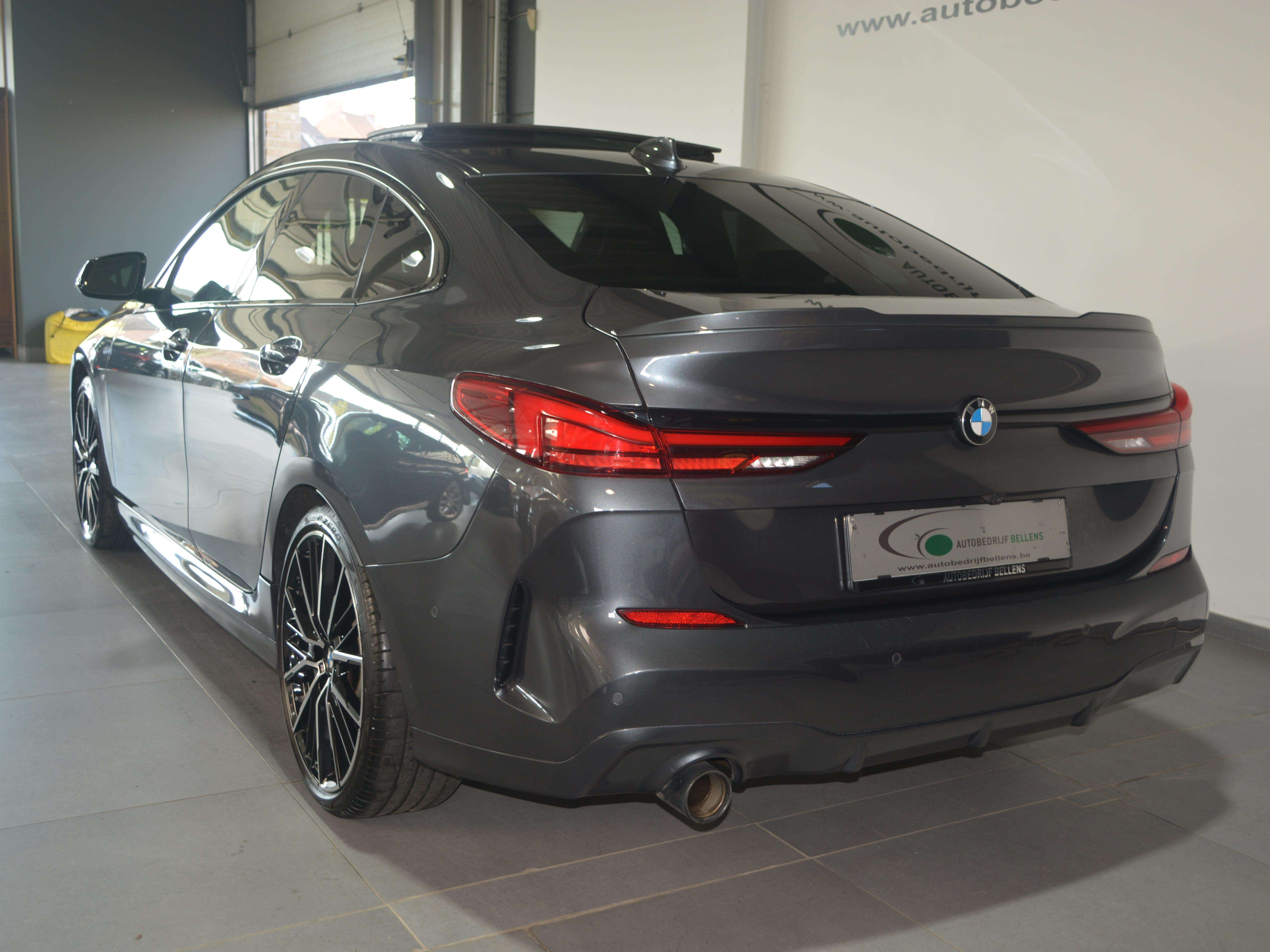 BMW 218 Gran Coupé 218iA OPF M-PACK / NAVI + CAMERA / PANORAMA