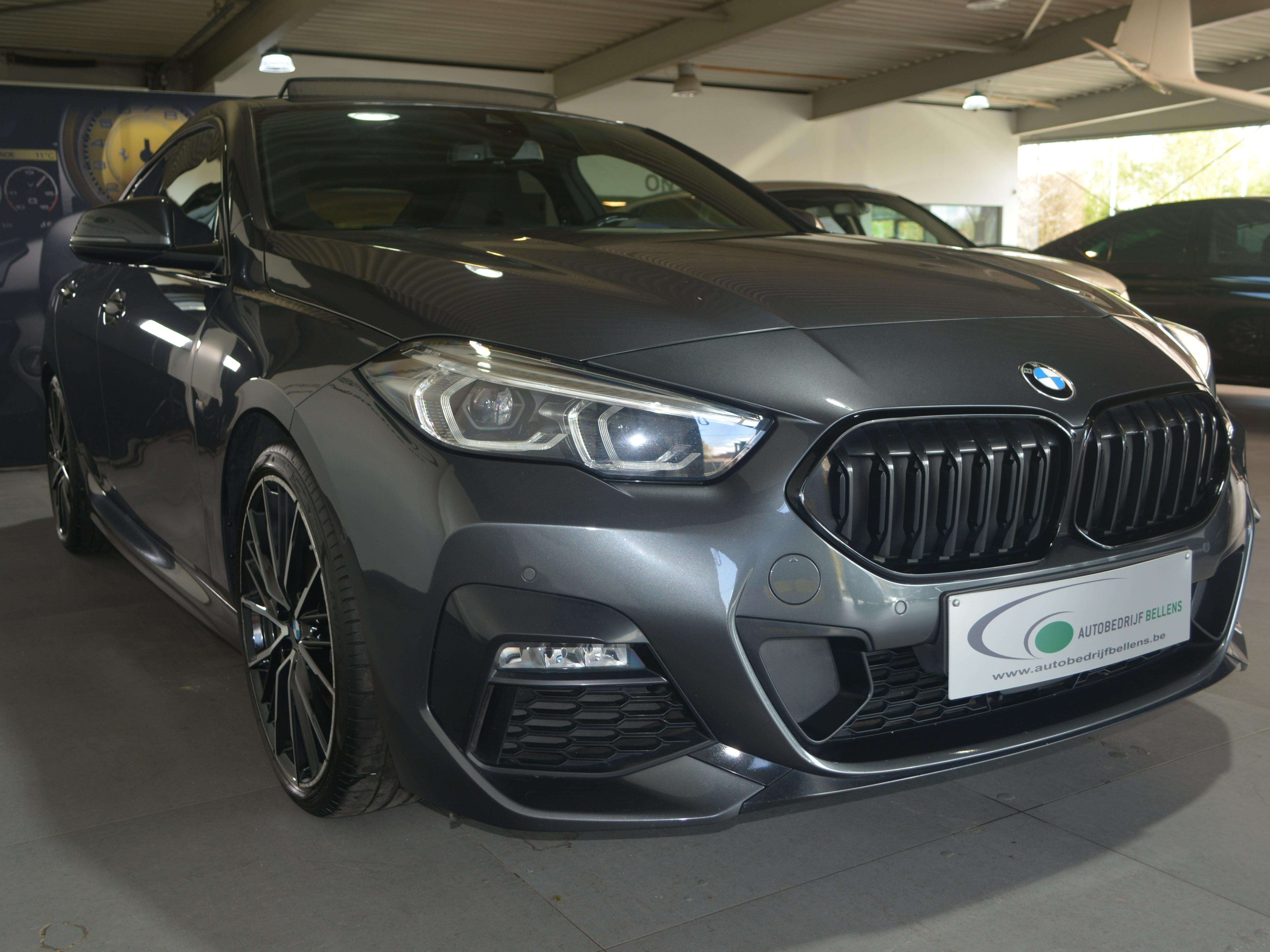 BMW 218 Gran Coupé 218iA OPF M-PACK / NAVI + CAMERA / PANORAMA