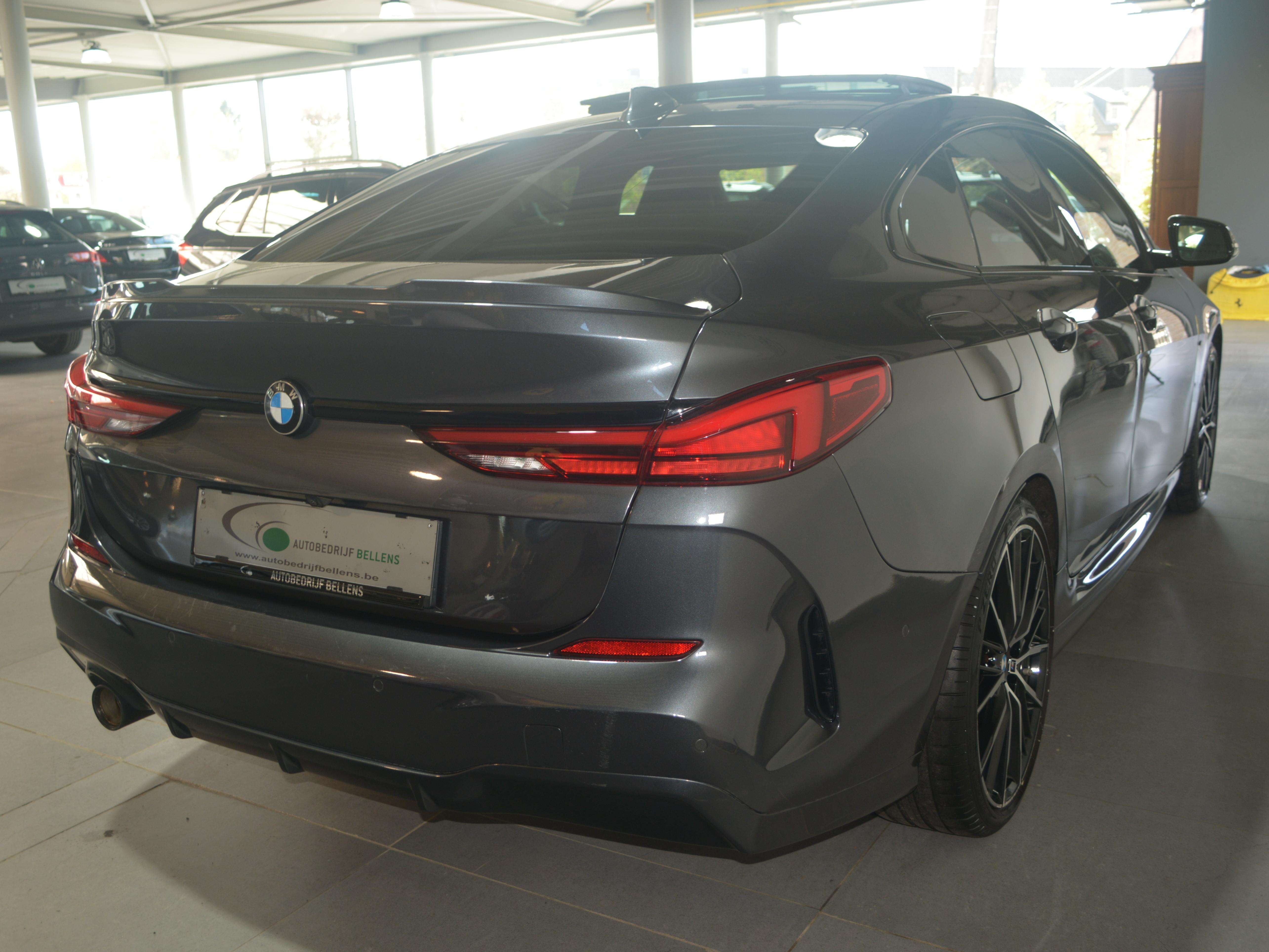 BMW 218 Gran Coupé 218iA OPF M-PACK / NAVI + CAMERA / PANORAMA