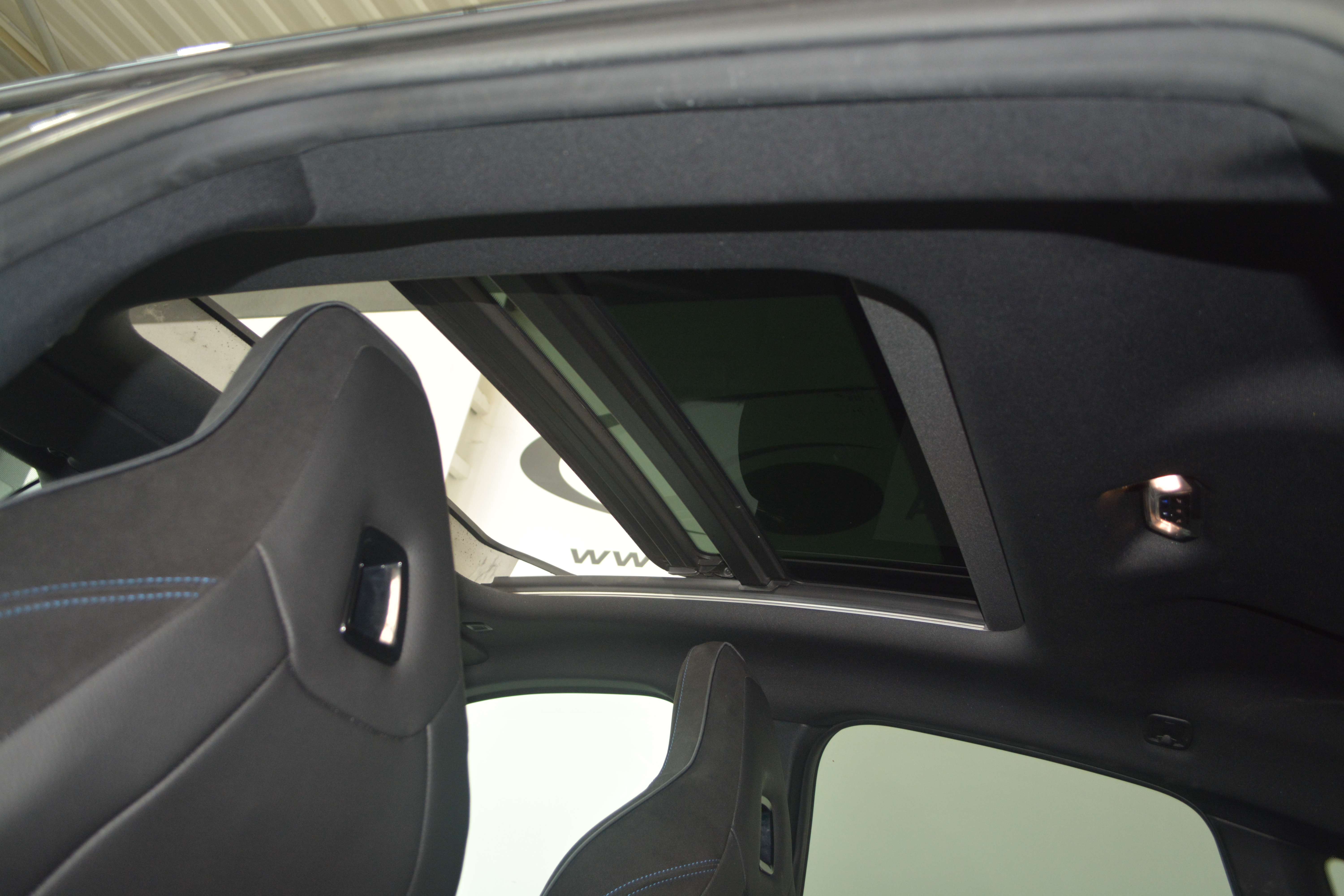 BMW 218 Gran Coupé 218iA OPF M-PACK / NAVI + CAMERA / PANORAMA