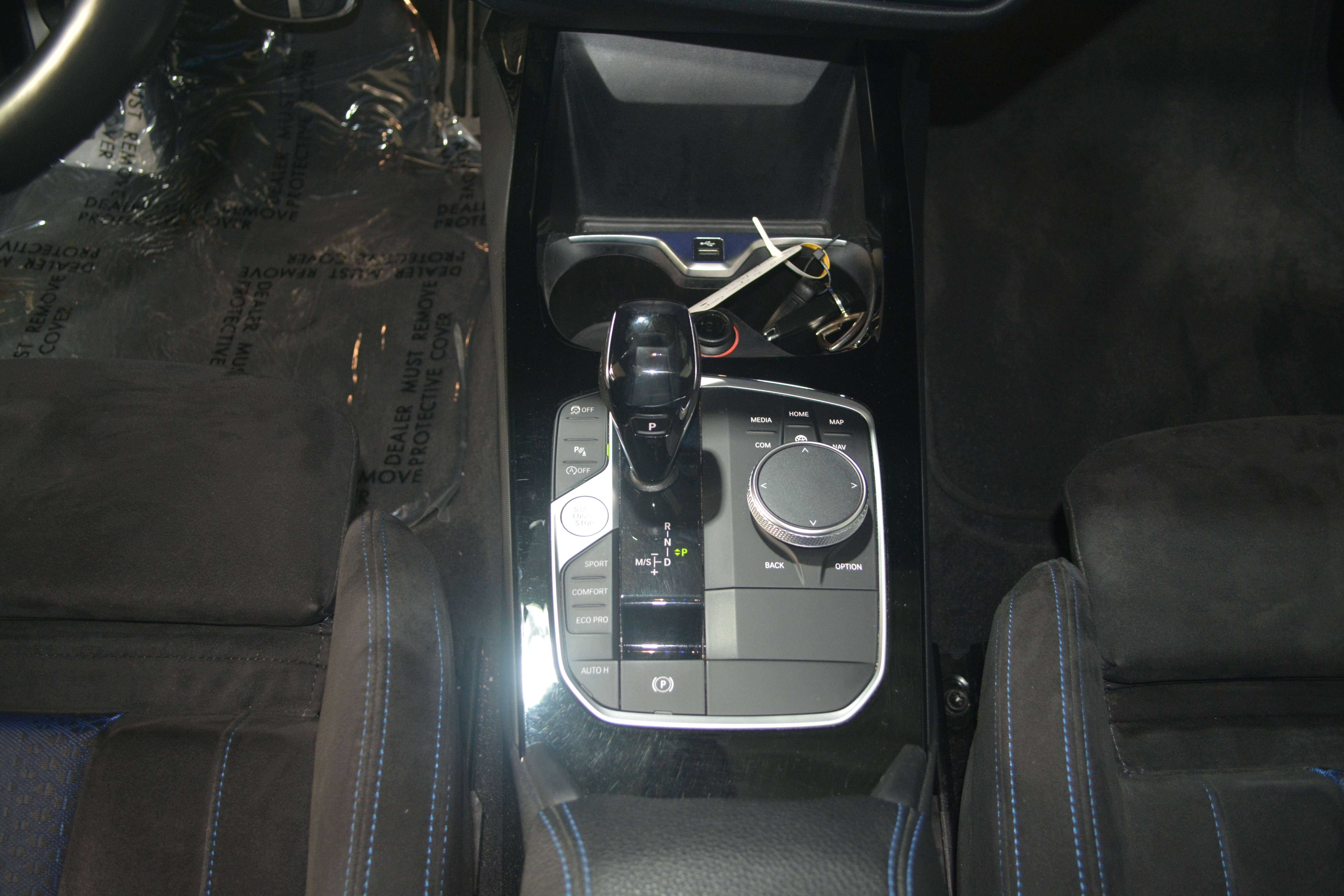 BMW 218 Gran Coupé 218iA OPF M-PACK / NAVI + CAMERA / PANORAMA