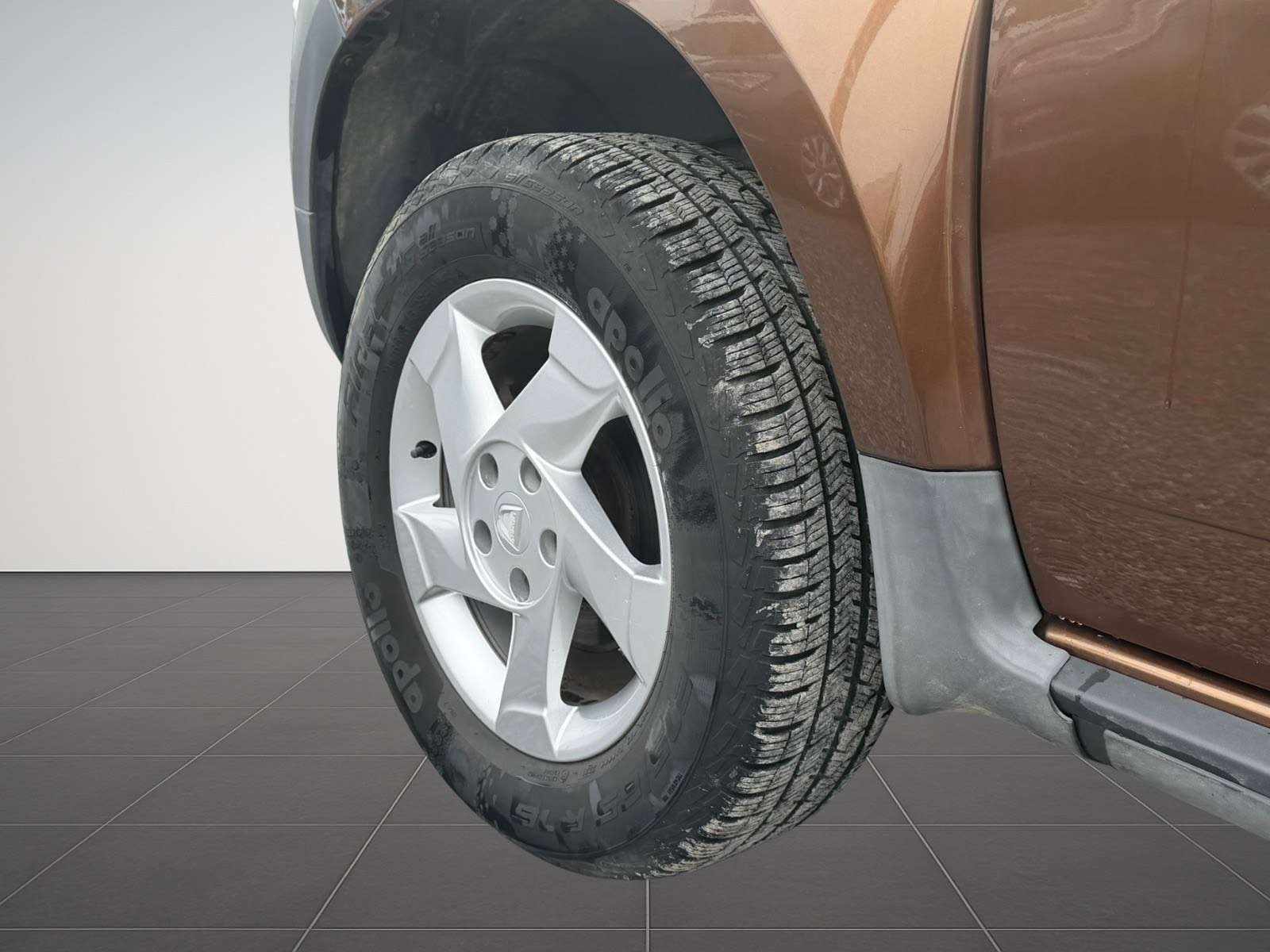 Dacia Duster Duster 1.6i Laureate / 4x2 / Garantie 12 Mois