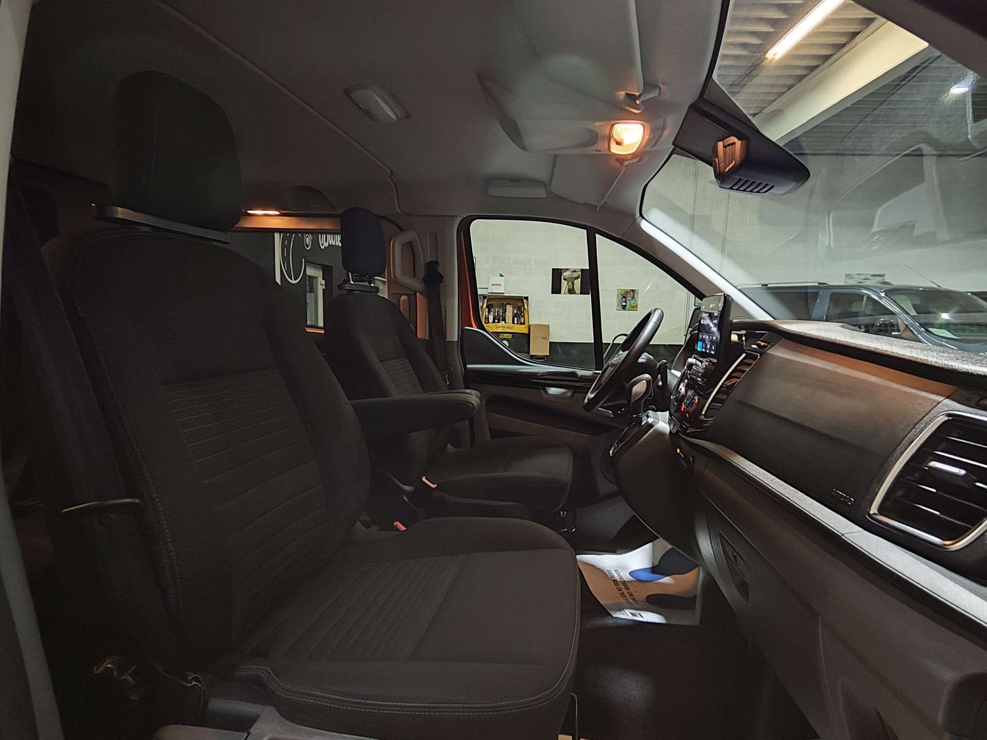 Ford Transit Custom Transit Custom 2.0 TDCi L2H1 Limited Multi S/S (EU