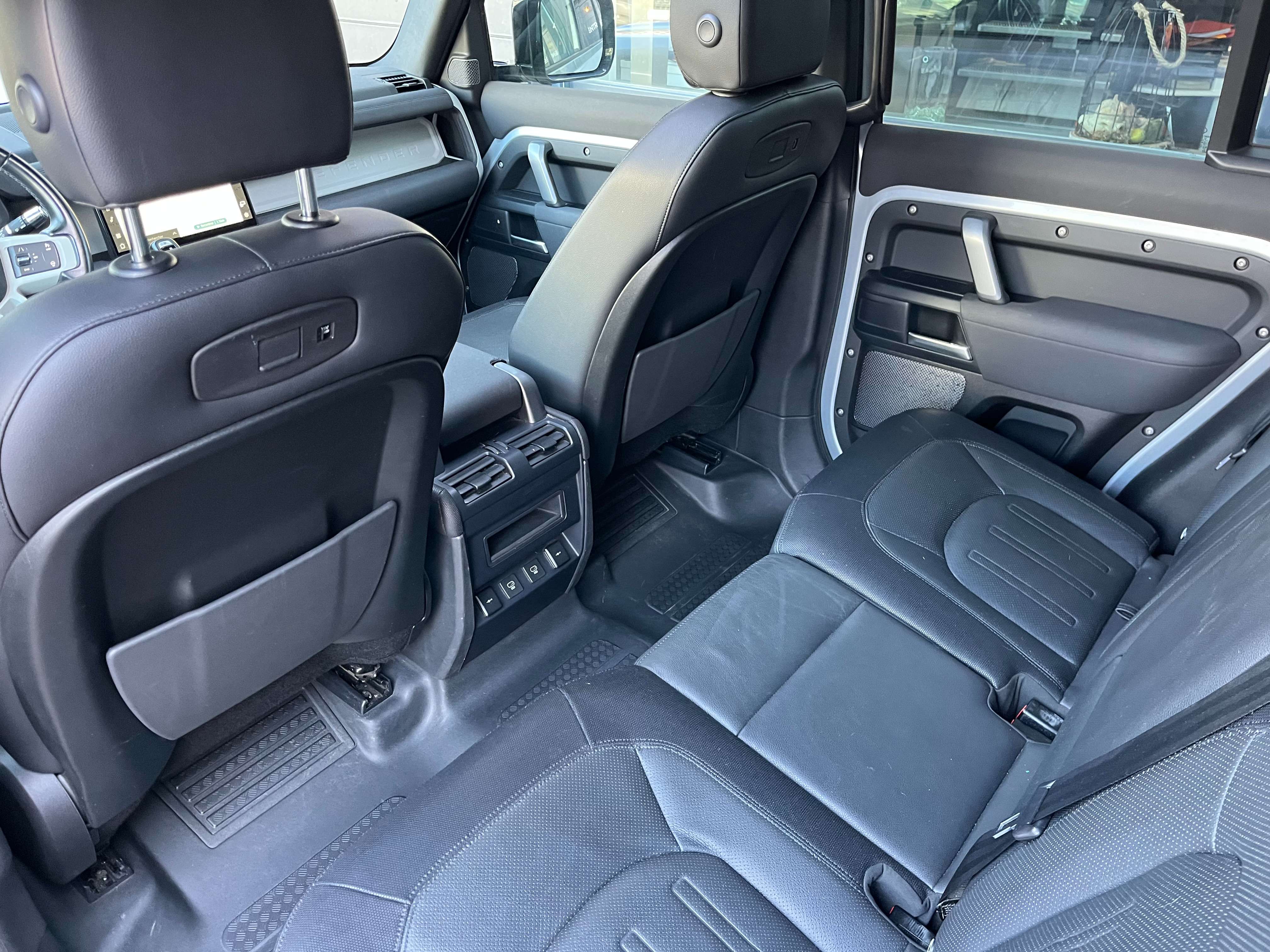 Land Rover Defender Defender 110 3.0 D MHEV D200