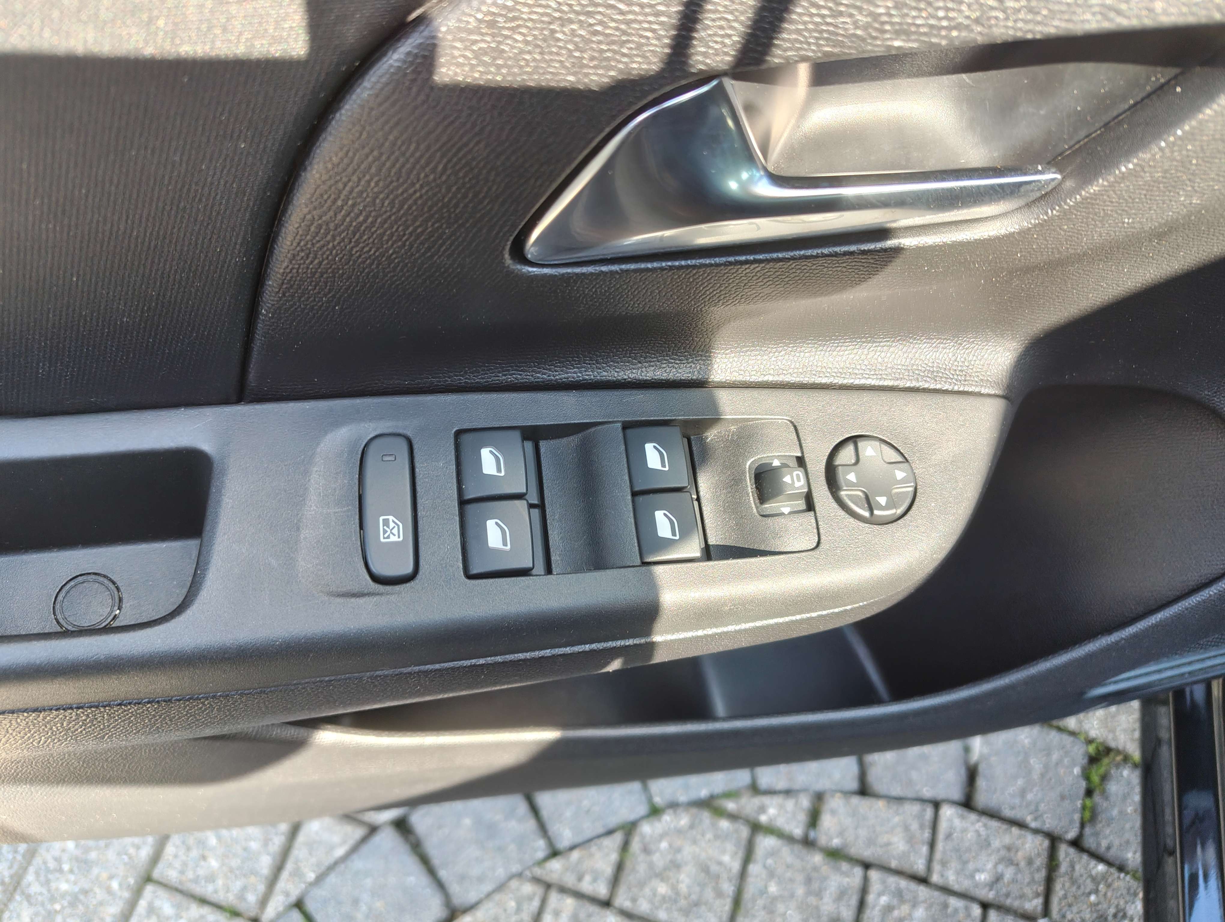 Opel Corsa Corsa 1.2 AUTOMAAT 100 PK navi * 13656 km