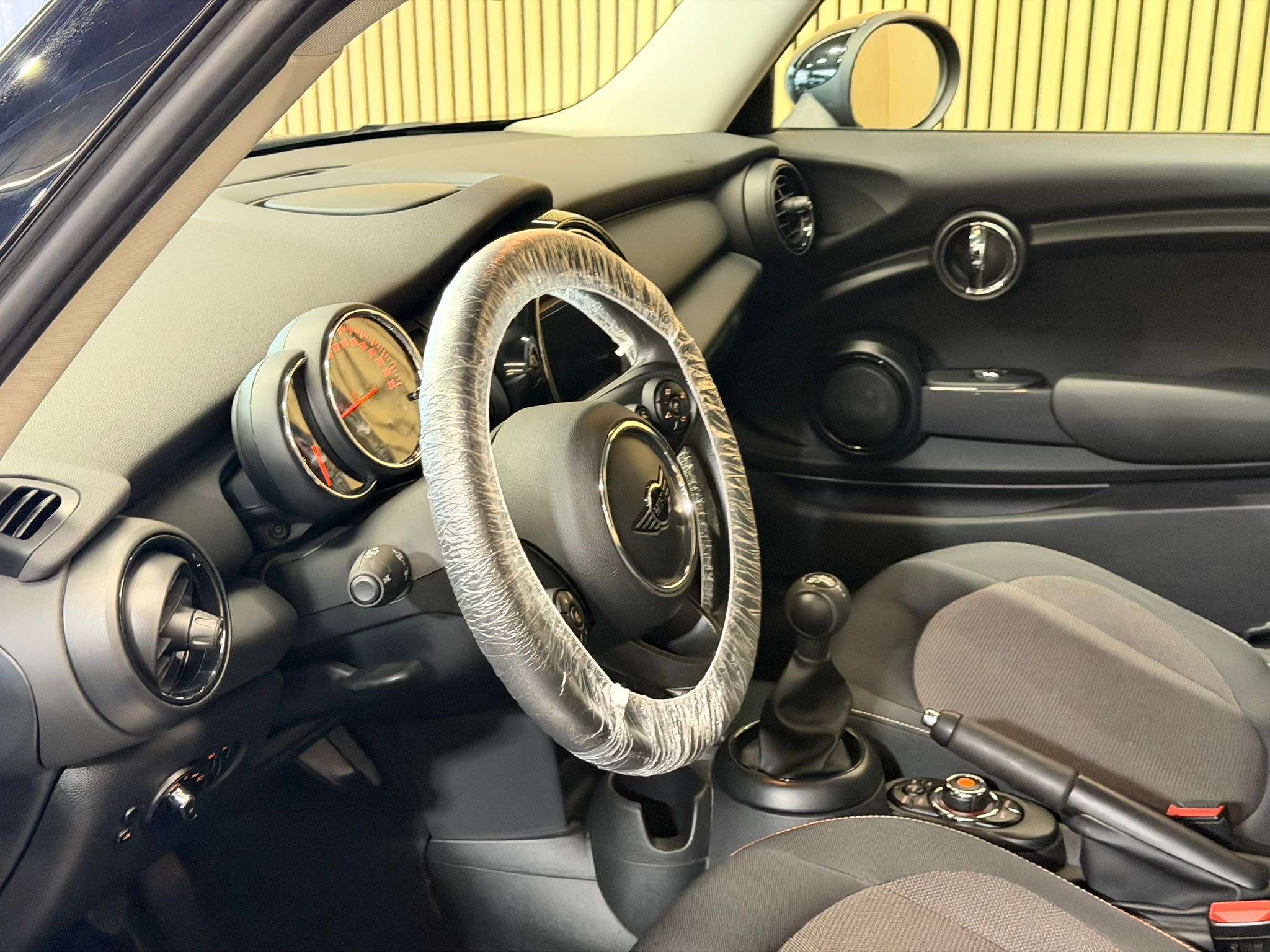 MINI One 1.5I * ONE * GARANTIE 12 MOIS * 1ER PROPRIETAIRE *