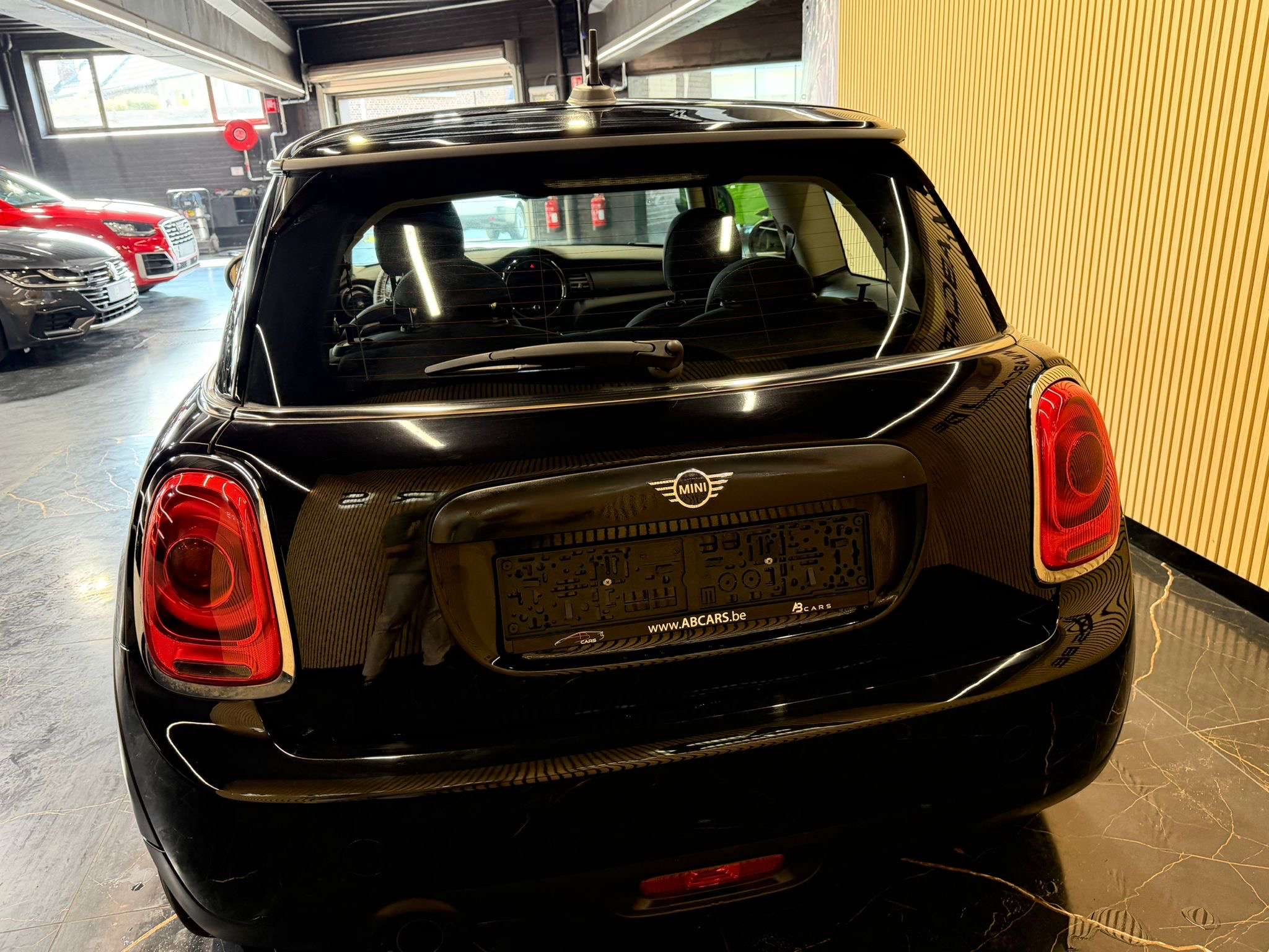 MINI Cooper 1.5I * ONE * GARANTIE 12 MOIS * 1ER PROPRIETAIRE *