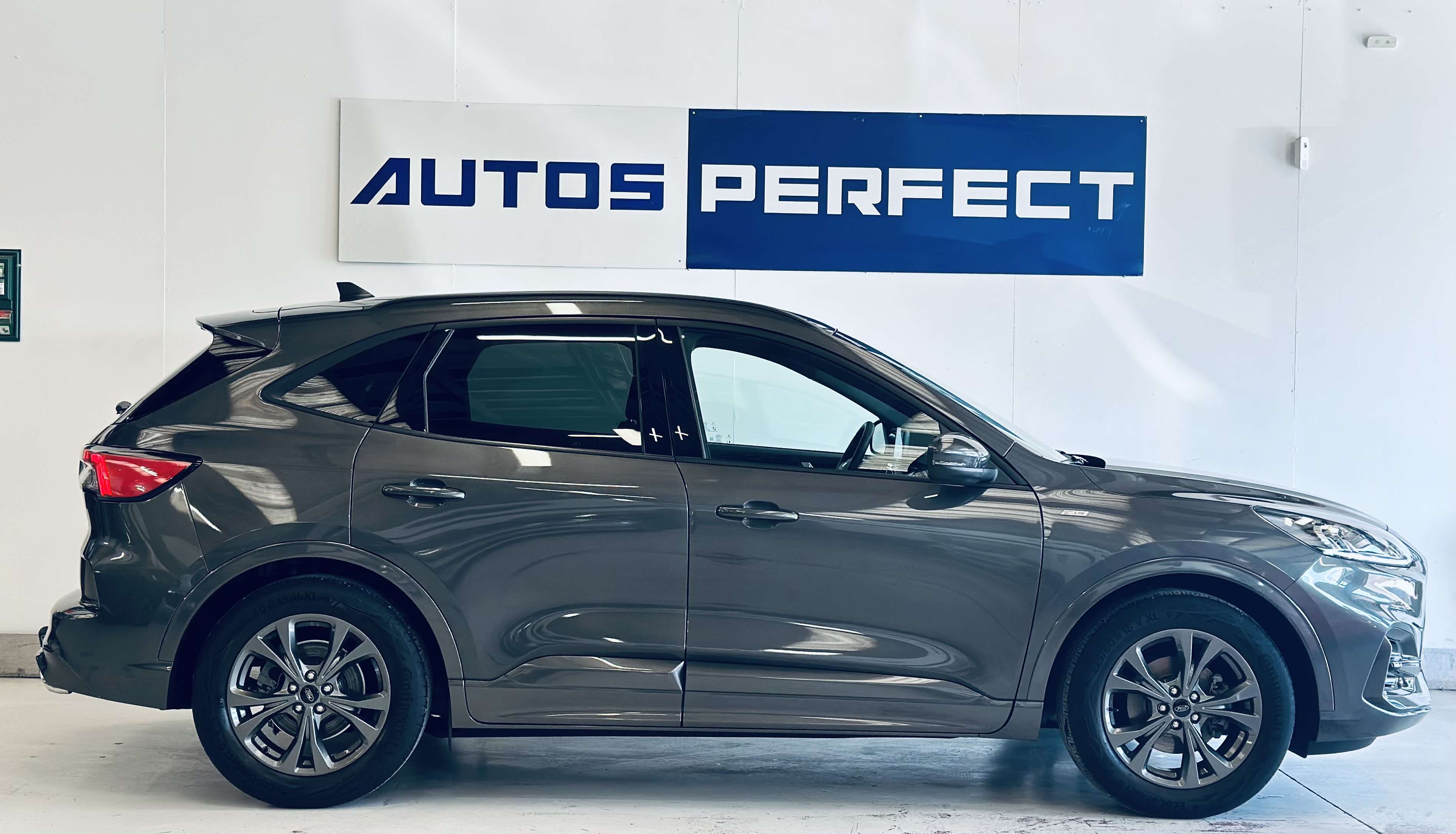 Ford Kuga 1.5TDCi ST-Line BOITE AUTO PALETTE CAMERA PDC NAVI
