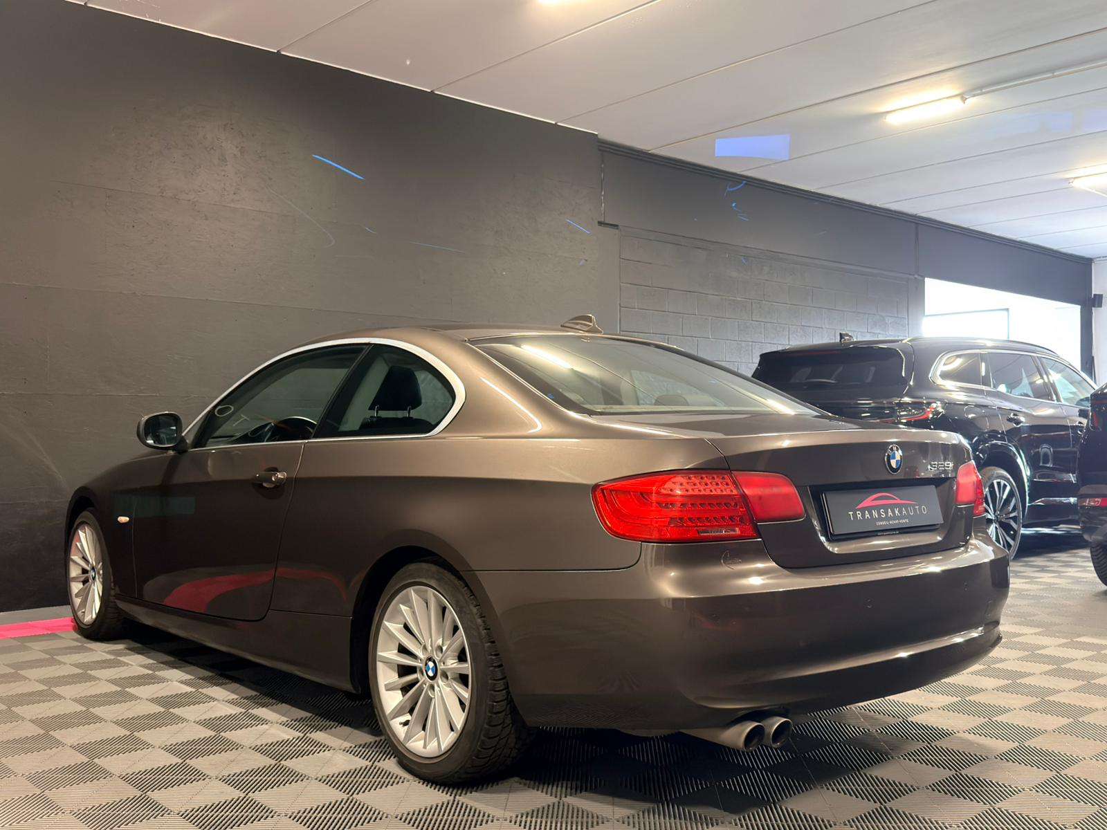 BMW 325 Coupé 325i Cuir/GPS/ClimAuto/Cruise