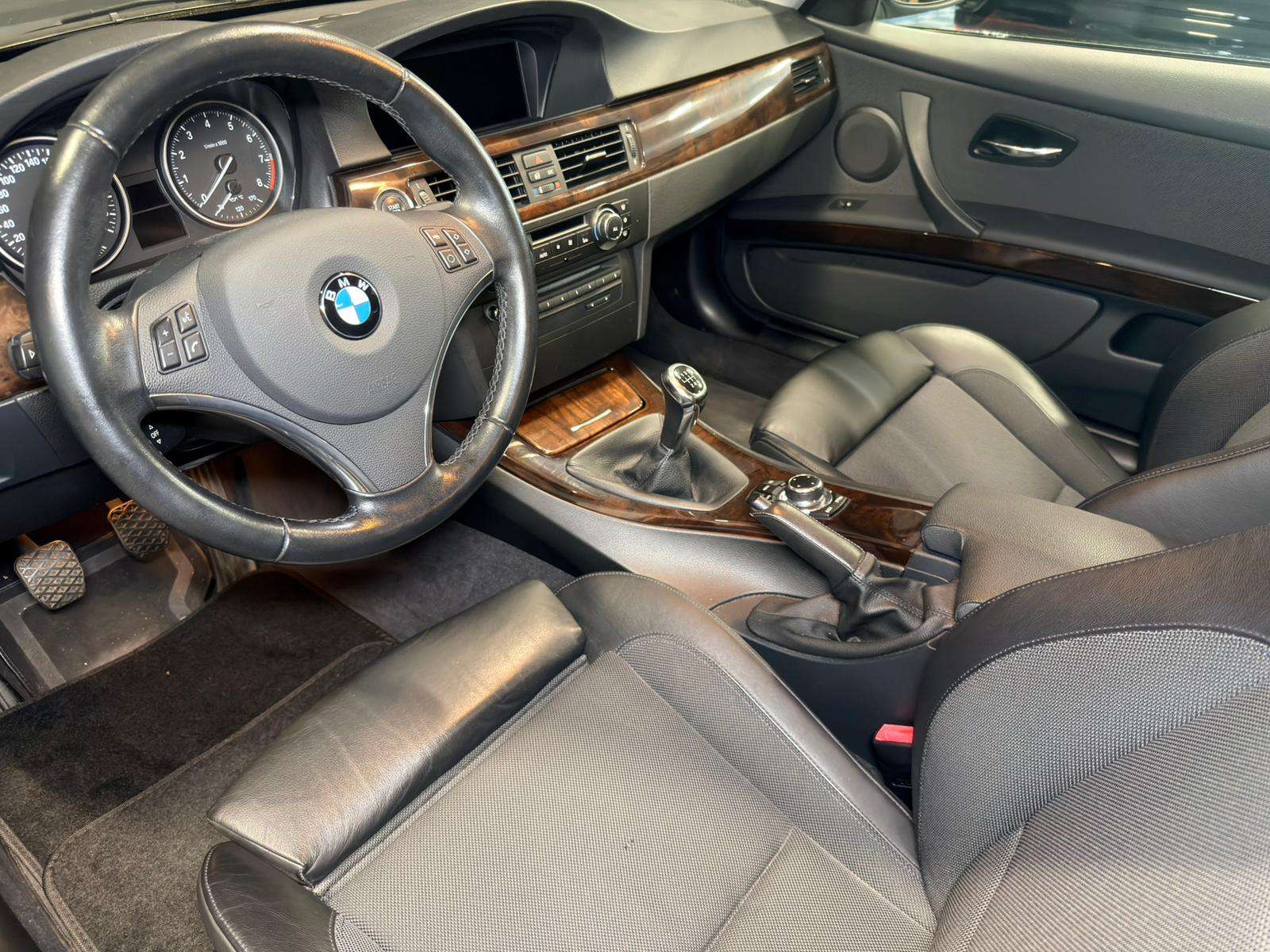 BMW 325 Coupé 325i Cuir/GPS/ClimAuto/Cruise