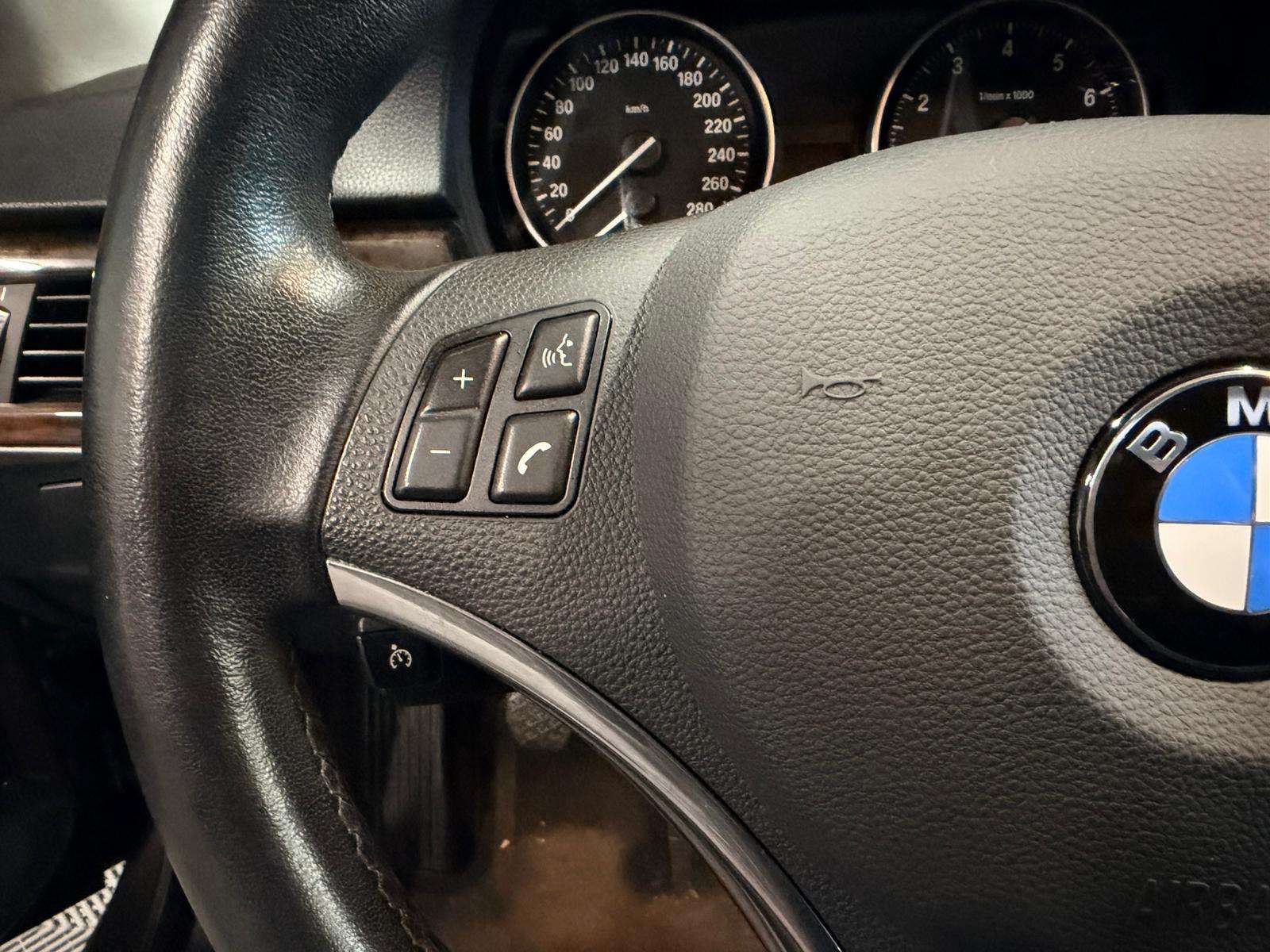 BMW 325 Coupé 325i Cuir/GPS/ClimAuto/Cruise