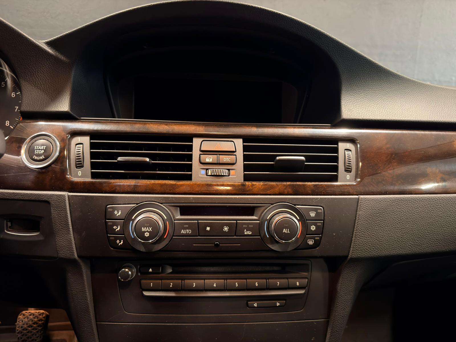 BMW 325 Coupé 325i Cuir/GPS/ClimAuto/Cruise