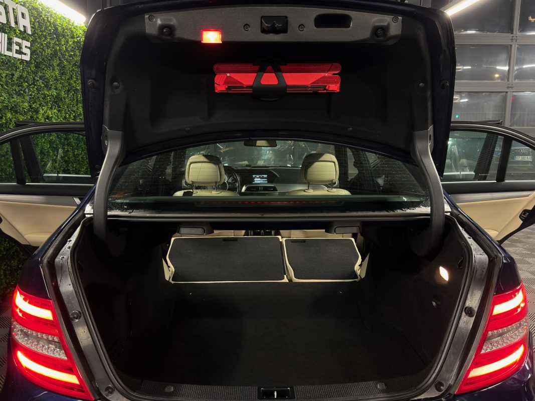 Mercedes-Benz Classe C 3 III PHASE 2 AVANTGARDE 180 CGI 1.6 156 Cv BVA7 INTERIEUR CUIR GPS - Garantie 1an