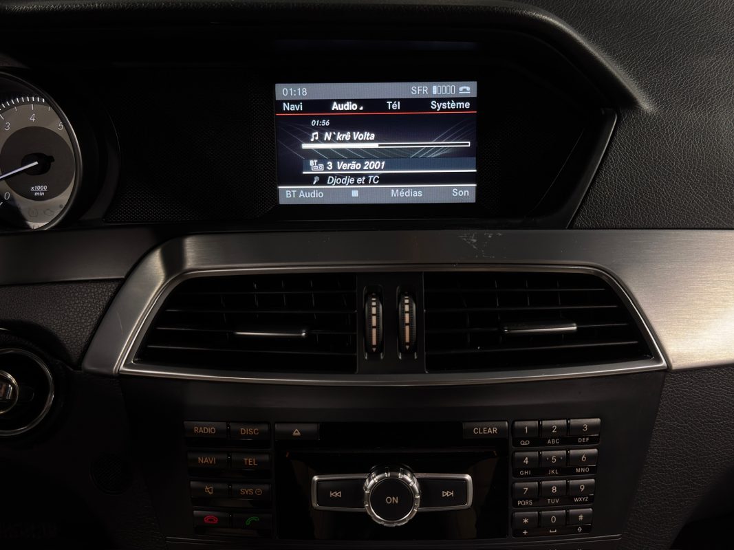 Mercedes-Benz Classe C 3 III PHASE 2 AVANTGARDE 180 CGI 1.6 156 Cv BVA7 INTERIEUR CUIR GPS - Garantie 1an