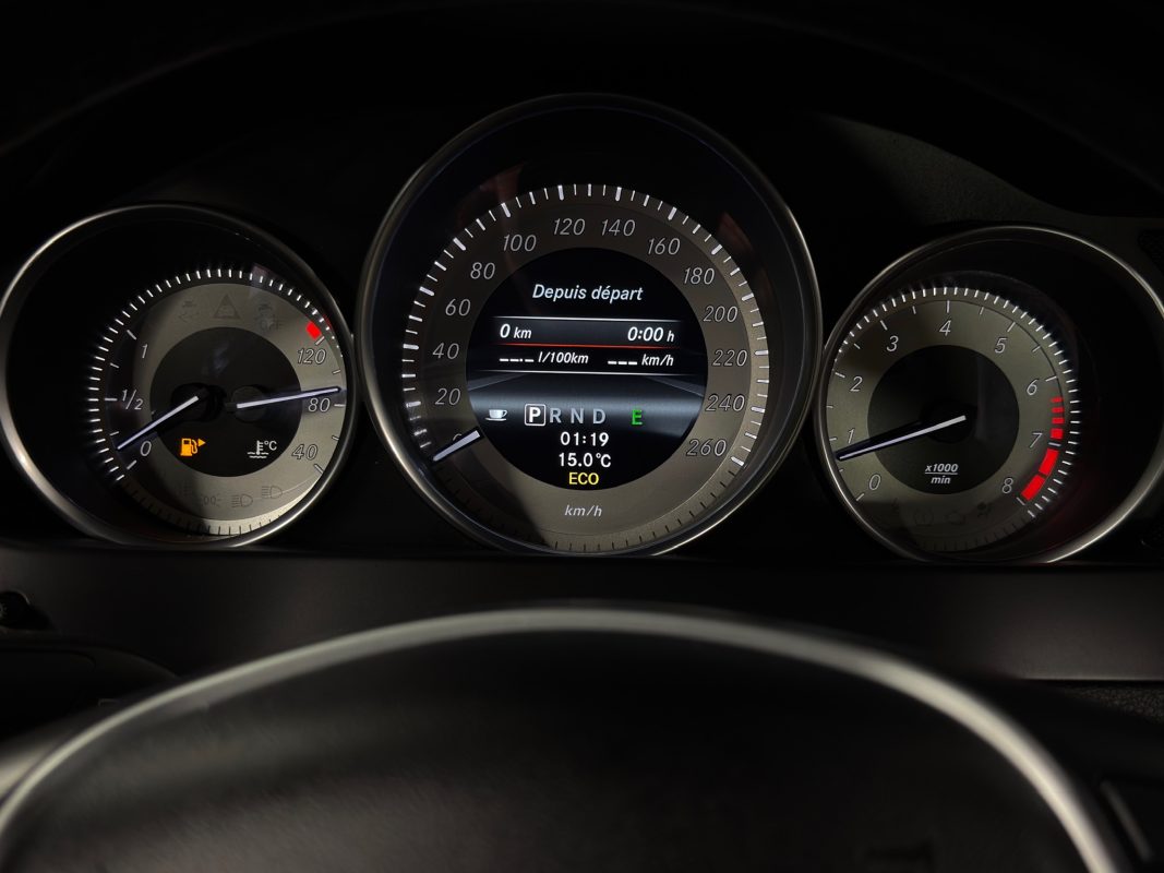 Mercedes-Benz Classe C 3 III PHASE 2 AVANTGARDE 180 CGI 1.6 156 Cv BVA7 INTERIEUR CUIR GPS - Garantie 1an