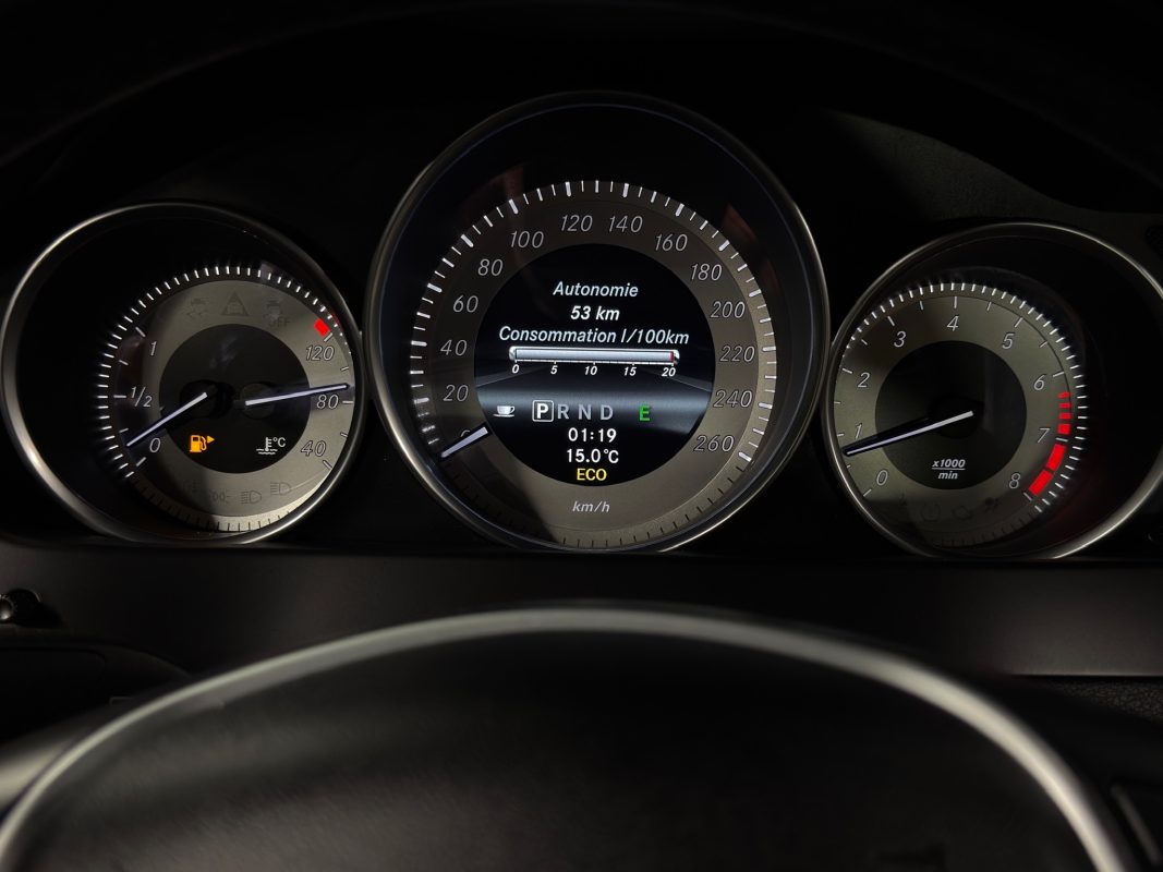 Mercedes-Benz Classe C 3 III PHASE 2 AVANTGARDE 180 CGI 1.6 156 Cv BVA7 INTERIEUR CUIR GPS - Garantie 1an