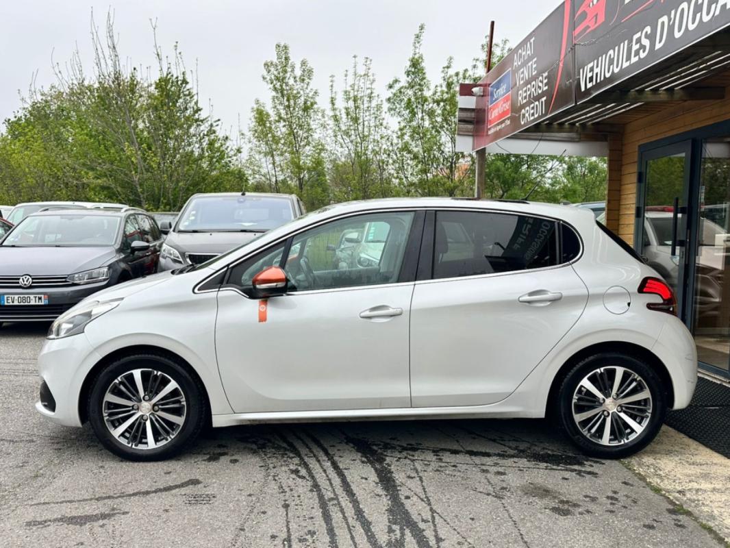 Peugeot 208 110ch SS BVM5 Roland Garros