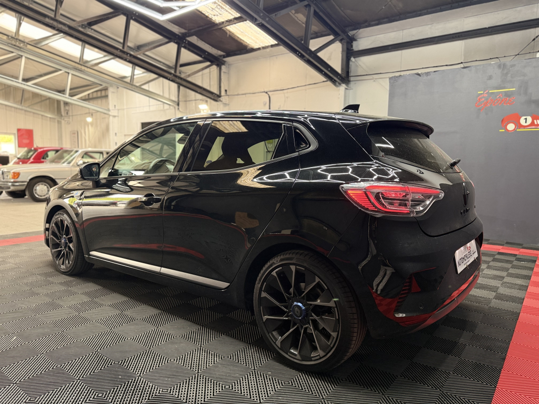 Renault Clio 5 1.6 E-Tech Hybrid 140 ch ESPRIT ALPINE