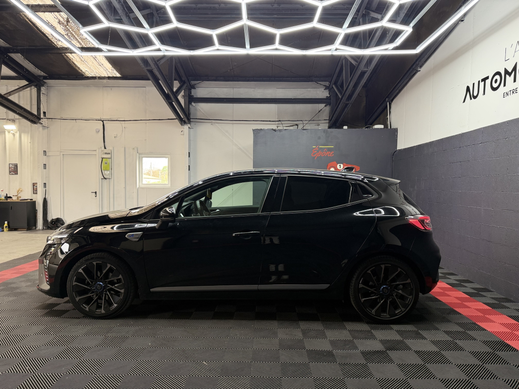 Renault Clio 5 1.6 E-Tech Hybrid 140 ch ESPRIT ALPINE