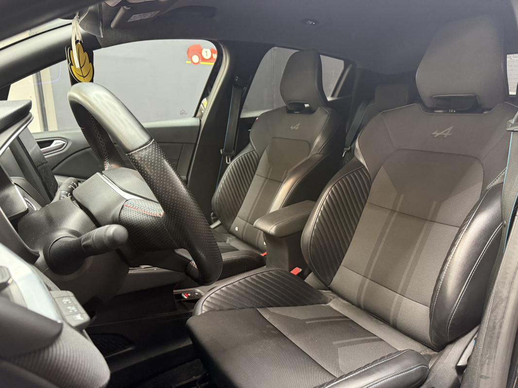 Renault Clio 5 1.6 E-Tech Hybrid 140 ch ESPRIT ALPINE