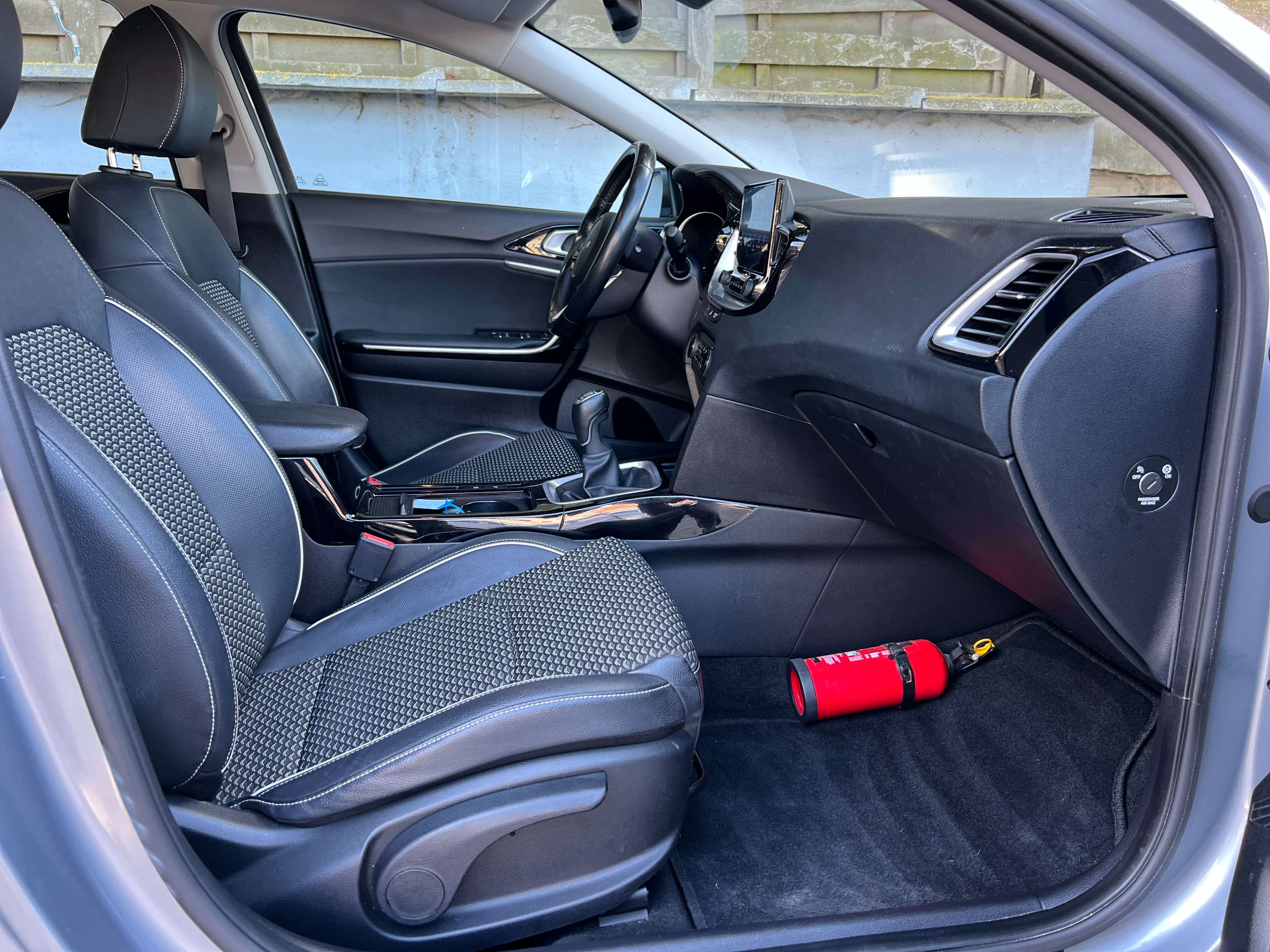 Kia Ceed SW / cee'd SW 1.0 T-GDi 120cv 6vit Pulse ISG Pulse (12 mois de garantie)