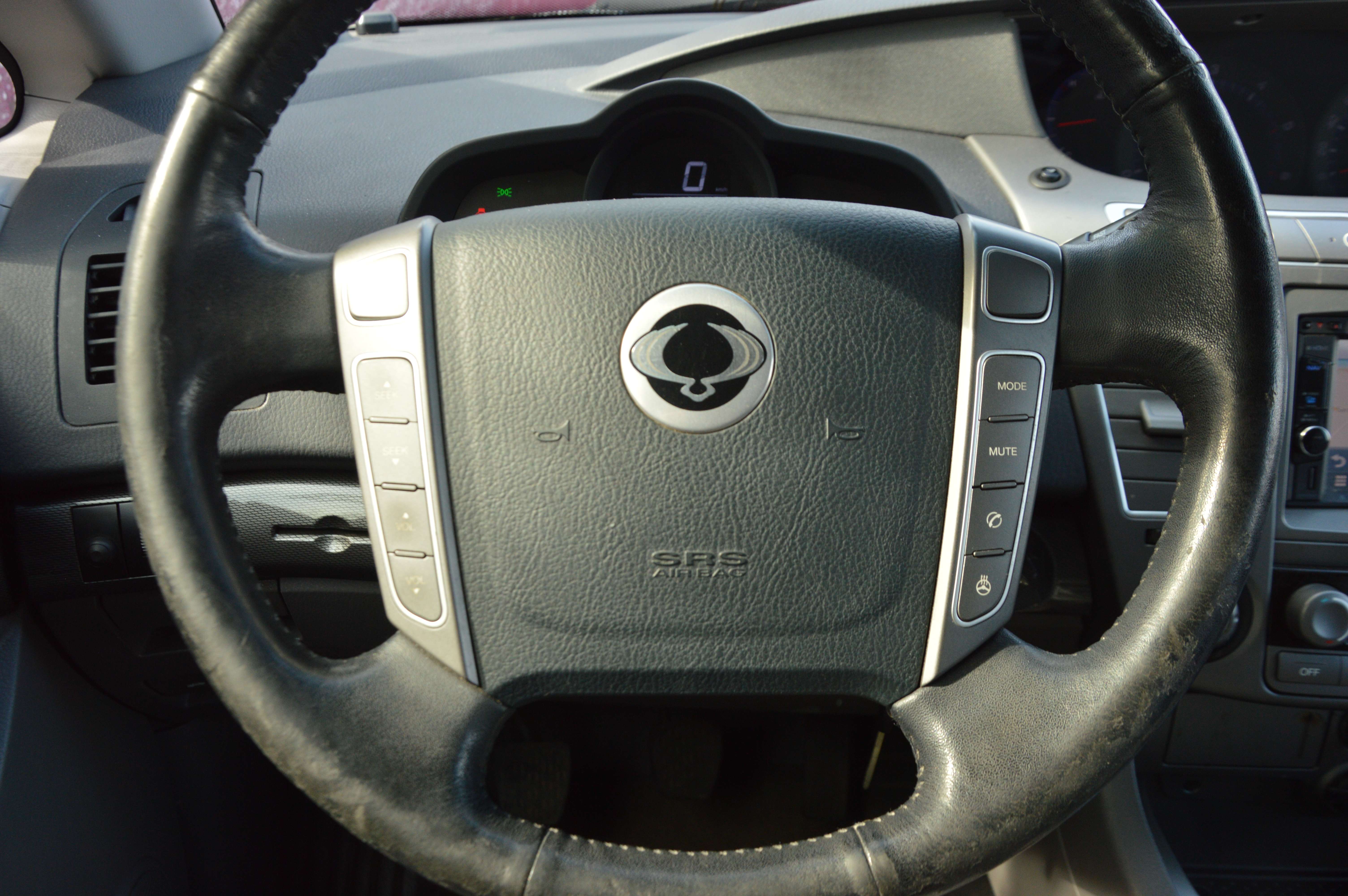 SsangYong Rodius 2.0 SV200e-XDi 2WD Quartz NAV CAM CLIM 171.667KM