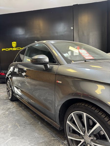 Audi A1 (2) SPORTBACK 1.8 TFSI 192 S EDITION S TRONIC