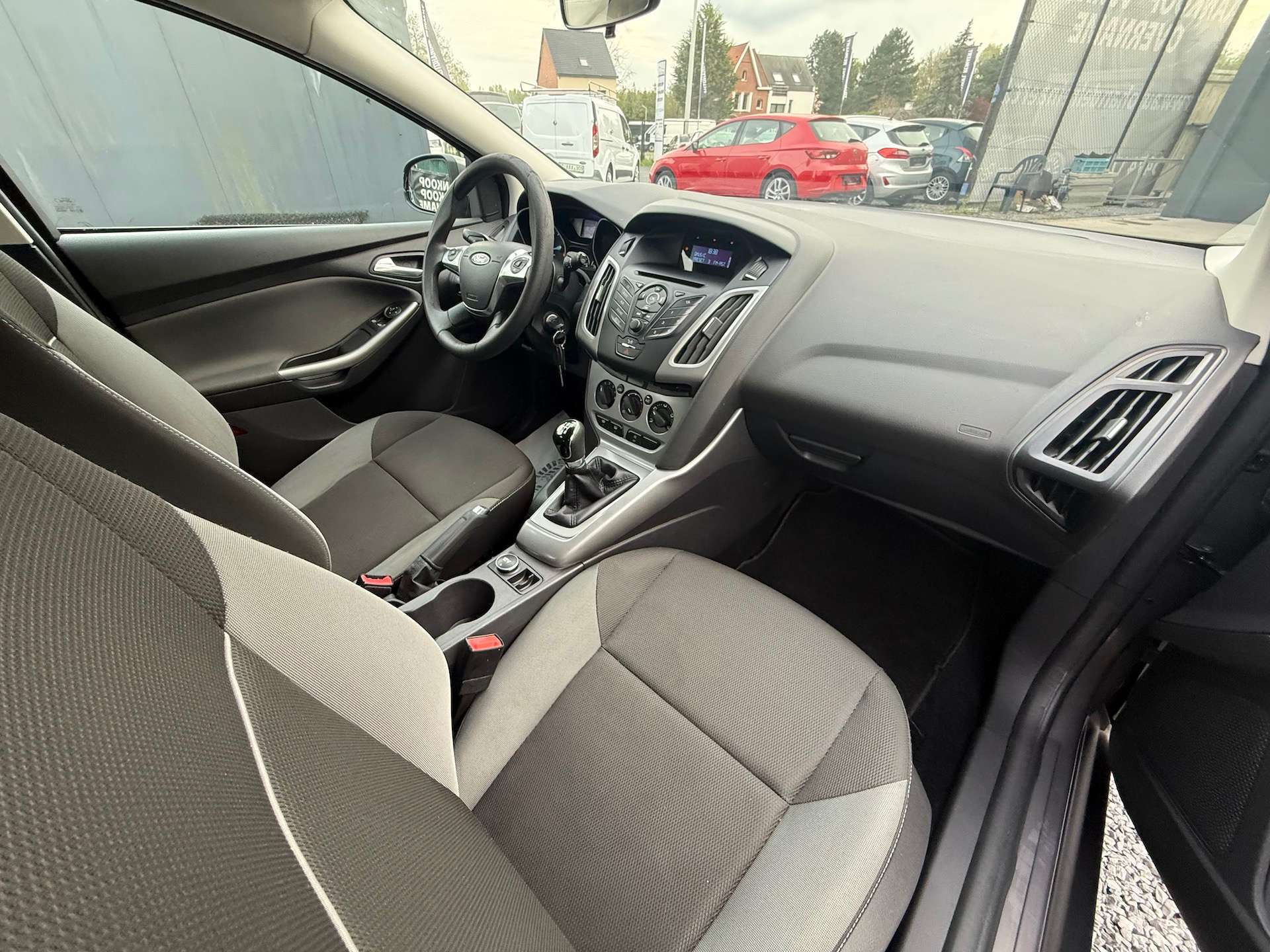 Ford Focus Focus 1.0 Ecoboost Airco, Parkeersensor, Keuring +