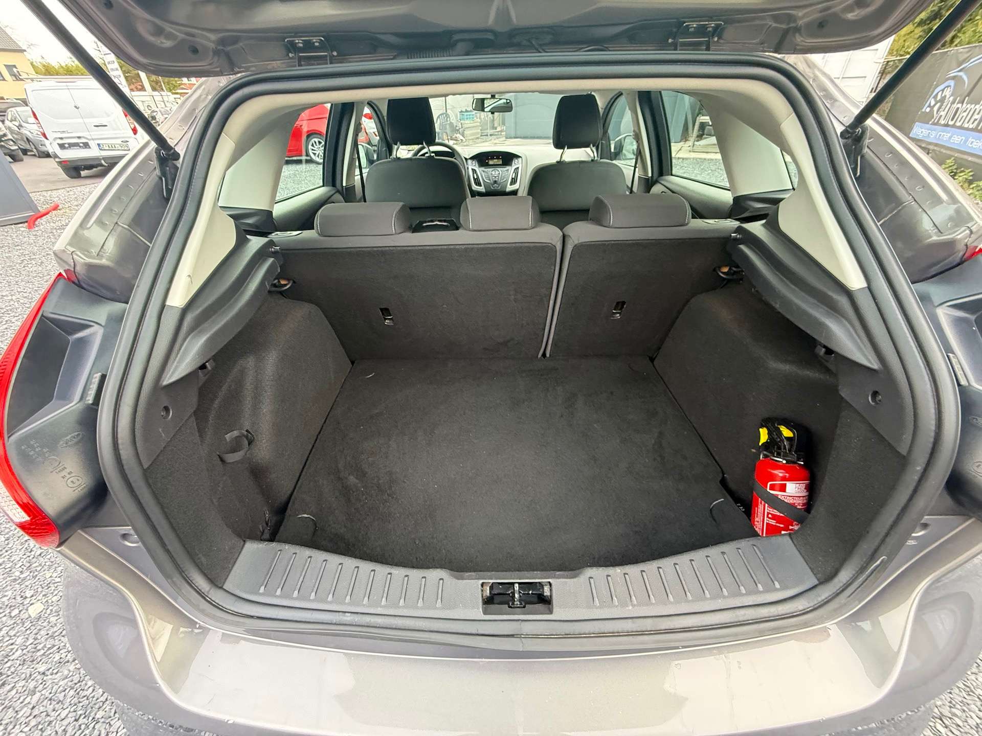Ford Focus Focus 1.0 Ecoboost Airco, Parkeersensor, Keuring +