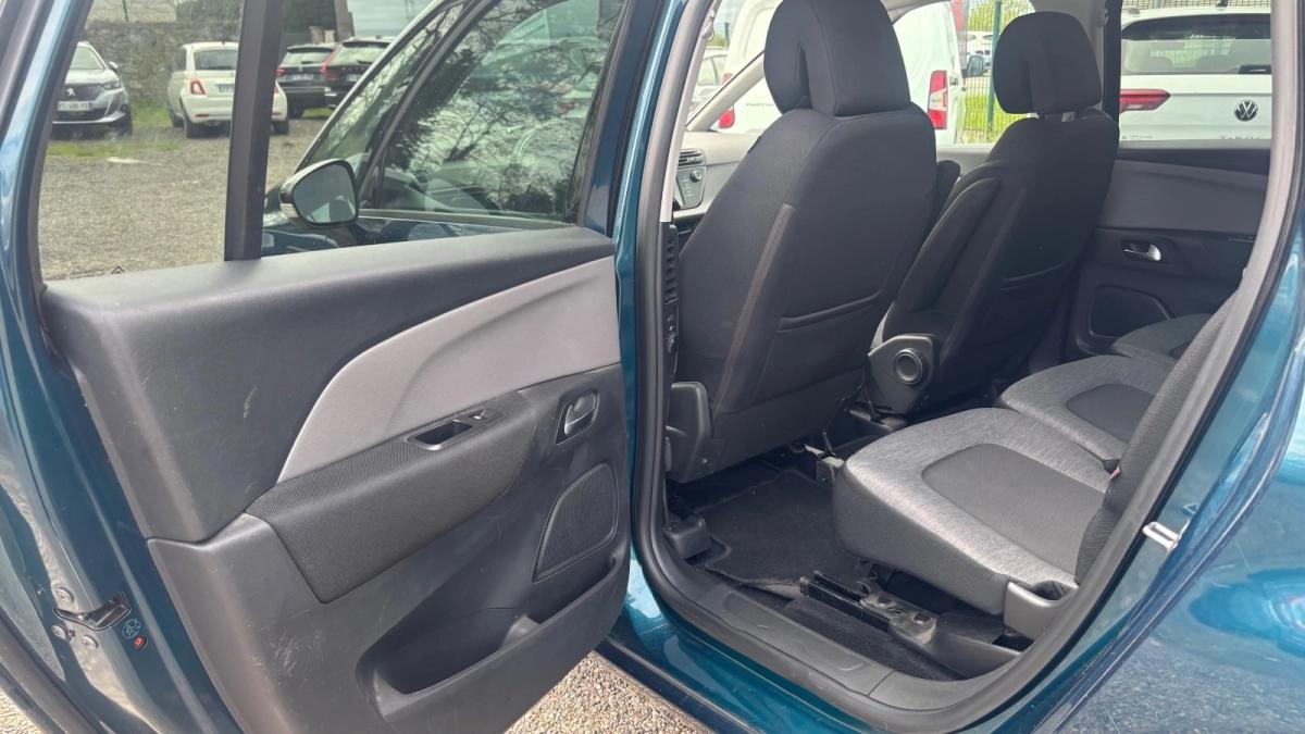Citroen C4 1.5 BLUEHDI 130 BUSINESS + EAT8 10825 Hors Taxes 1ère main