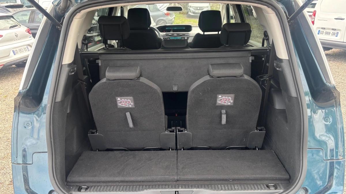 Citroen C4 1.5 BLUEHDI 130 BUSINESS + EAT8 10825 Hors Taxes 1ère main