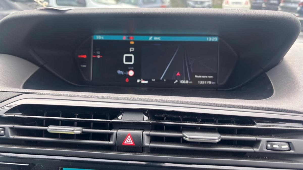 Citroen C4 1.5 BLUEHDI 130 BUSINESS + EAT8 10825 Hors Taxes 1ère main