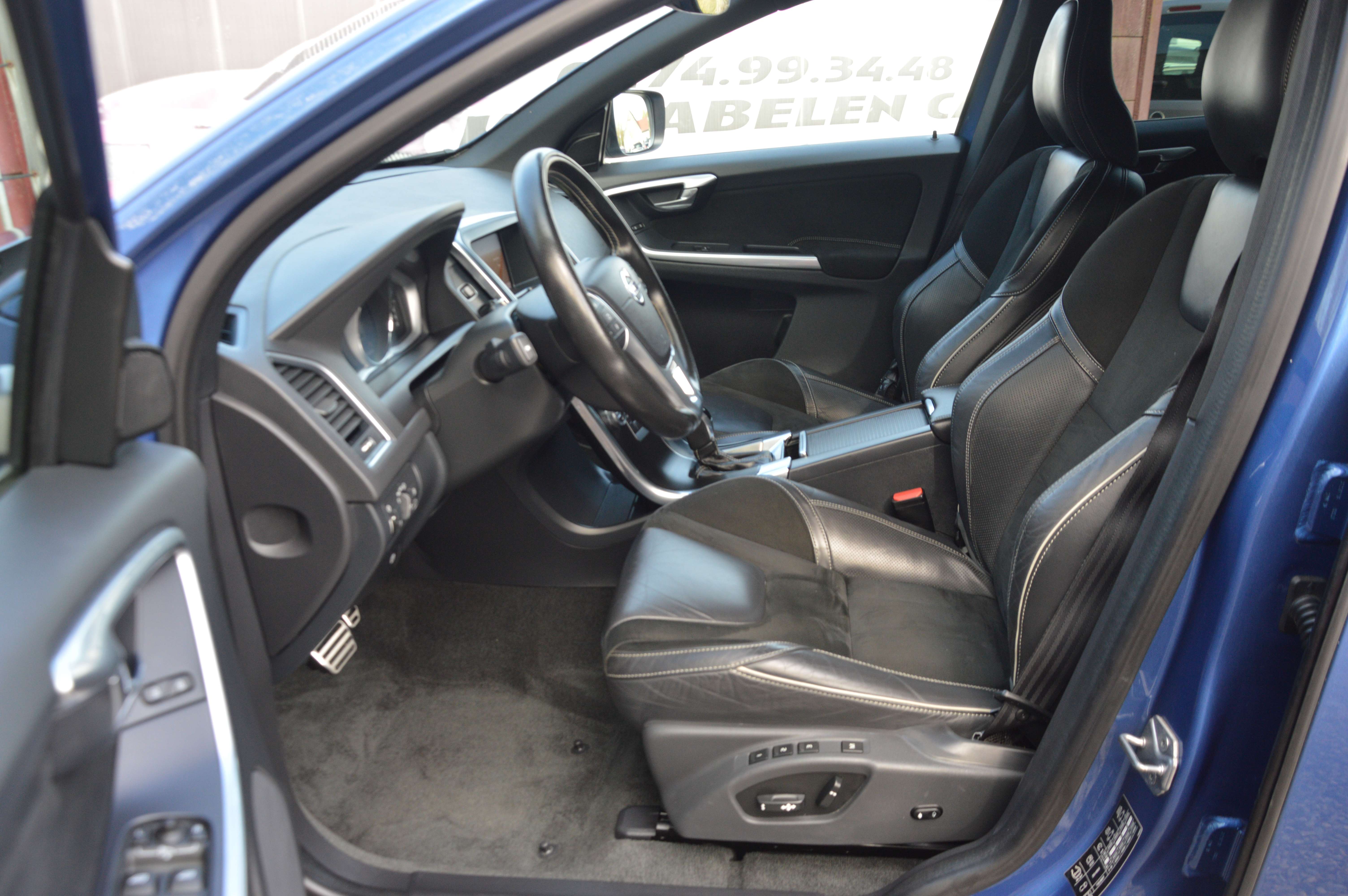 Volvo XC60 2.0D R-design BOITE AUT NAV CAM CRUIS CLIM 75.022KM