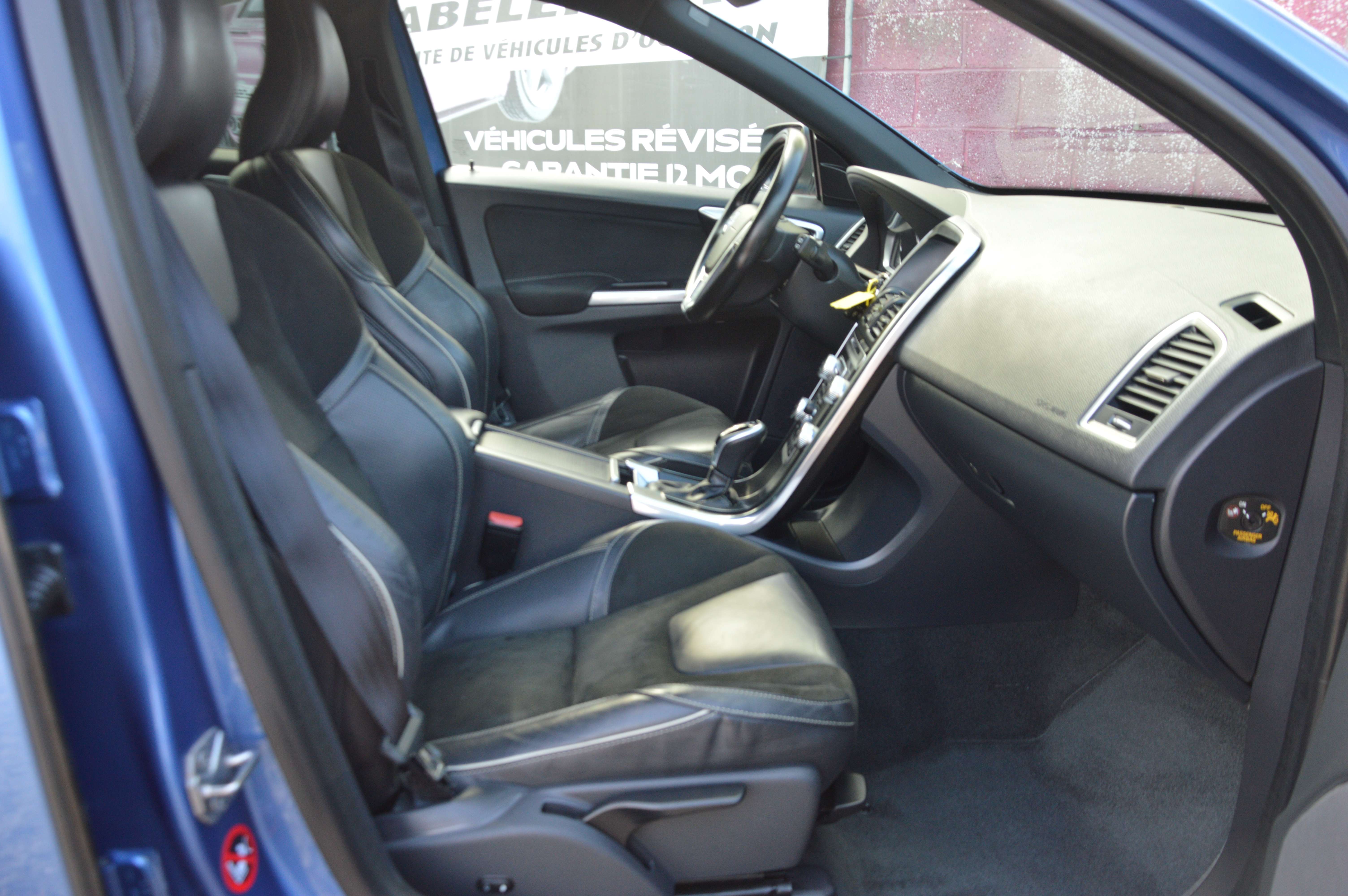 Volvo XC60 2.0D R-design BOITE AUT NAV CAM CRUIS CLIM 75.022KM
