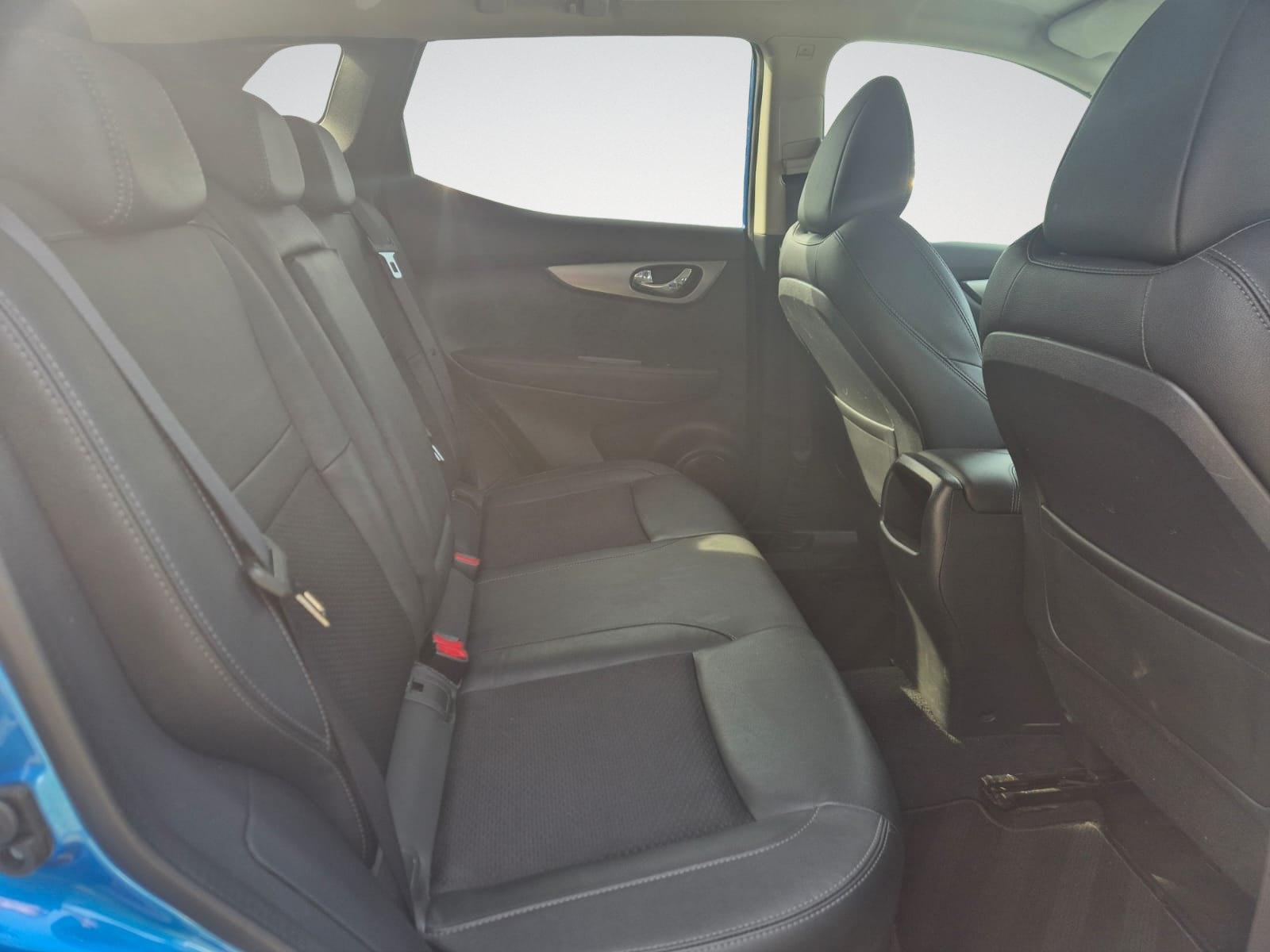 Nissan Qashqai 1.5 dCi Tekna DCT / Carplay / Camera 360° / GPS / Cuir / Garantie 12 Mois