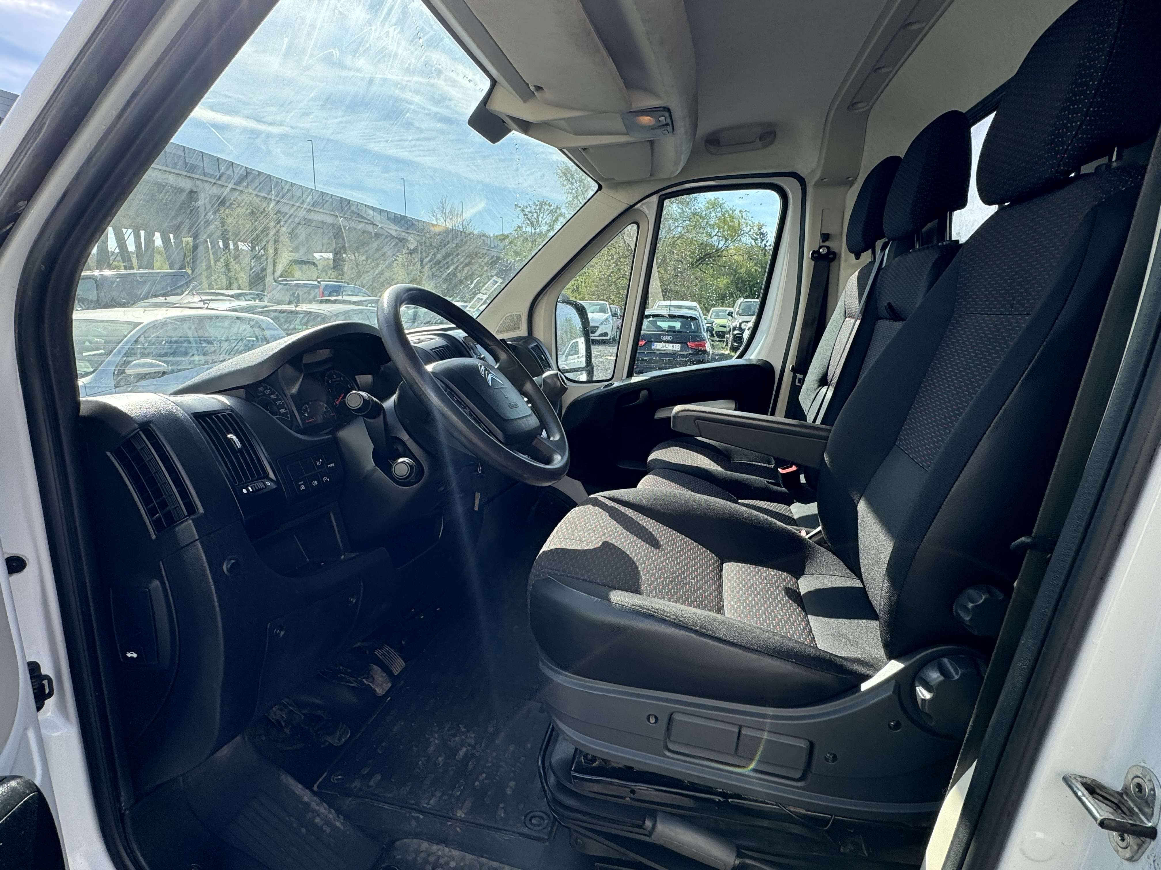 Citroen Jumper 2.2 L4 - A/C - MEDIA - NAVI - CAM - 6 PORTES - EU6d-isc