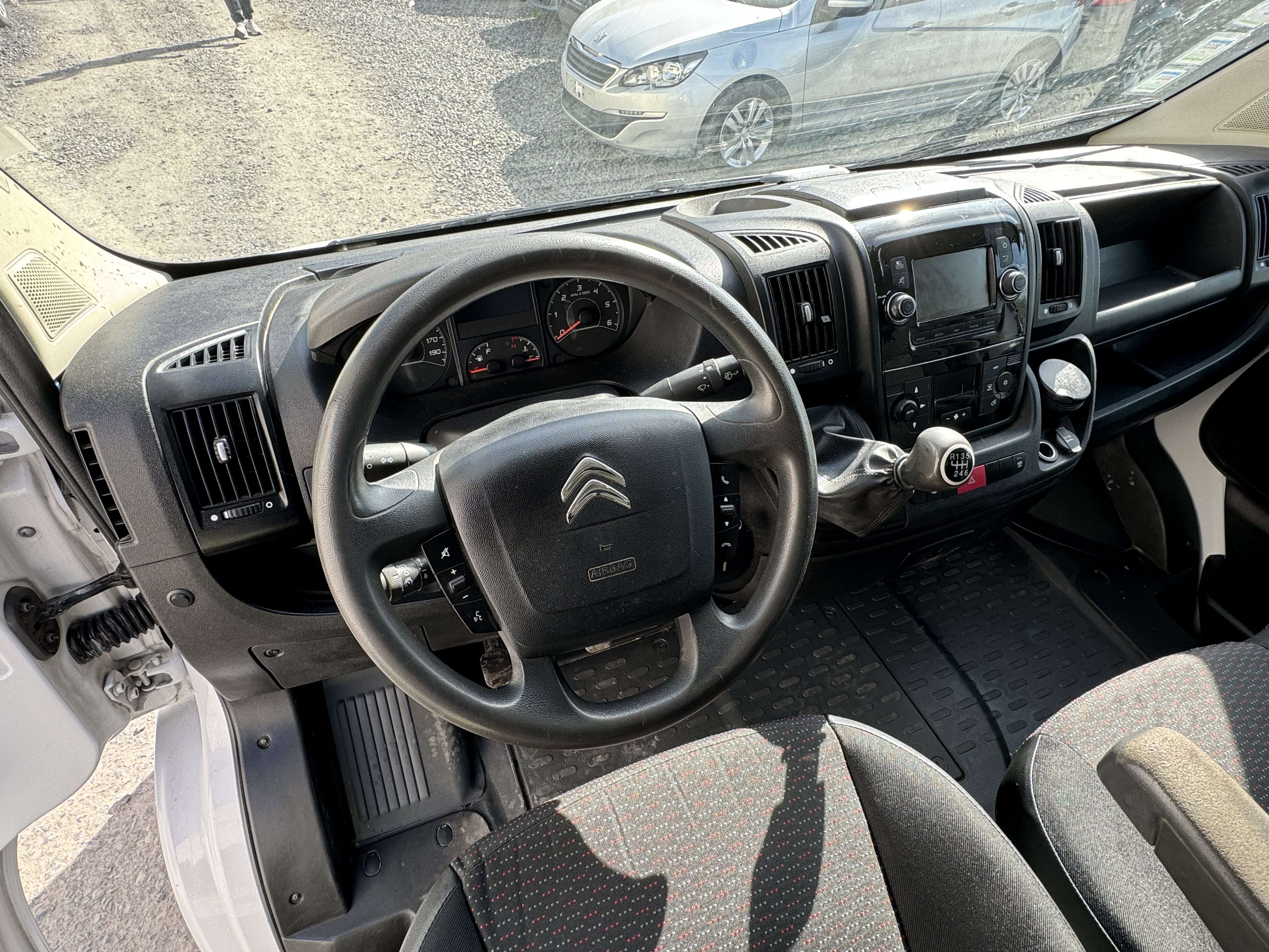 Citroen Jumper 2.2 L4 - A/C - MEDIA - NAVI - CAM - 6 PORTES - EU6d-isc