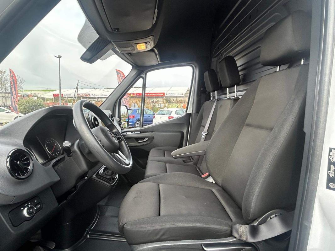 Mercedes-Benz Sprinter FOURGON FGN 315 CDI 37 3.5T RWD PRO
