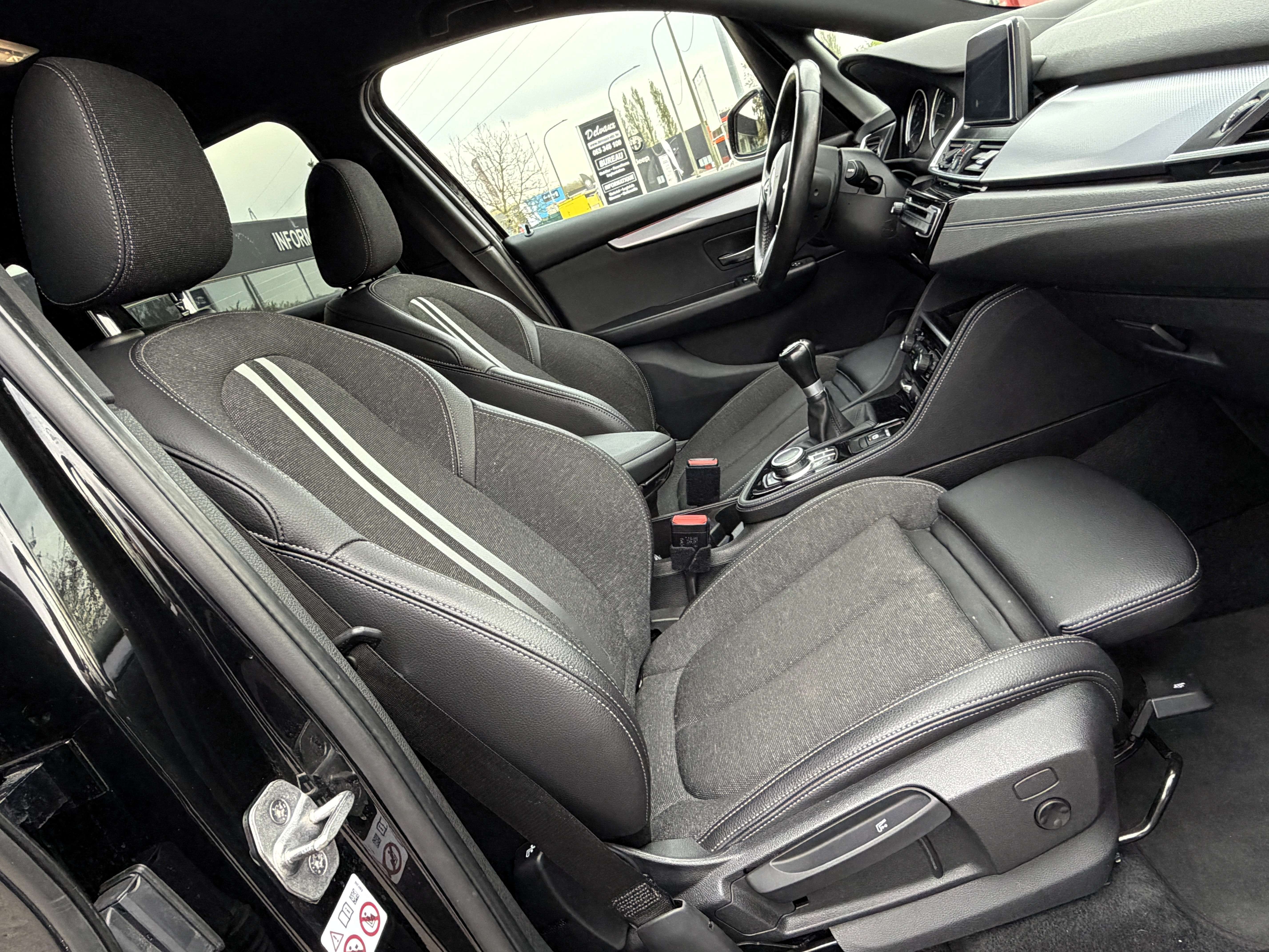 BMW 218 i Active Tourer Pack M Sport/NAVI/CRUISE/FULL LED/SHADOW LINE