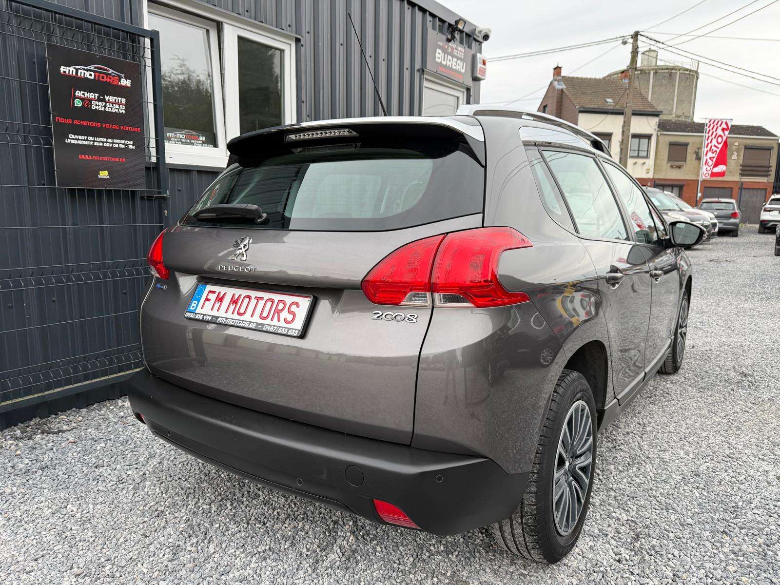 Peugeot 2008 2008 1.2i Active S / 1e Main /  GPS / Entretien + CT + Garantie 1 an (Historique complet)