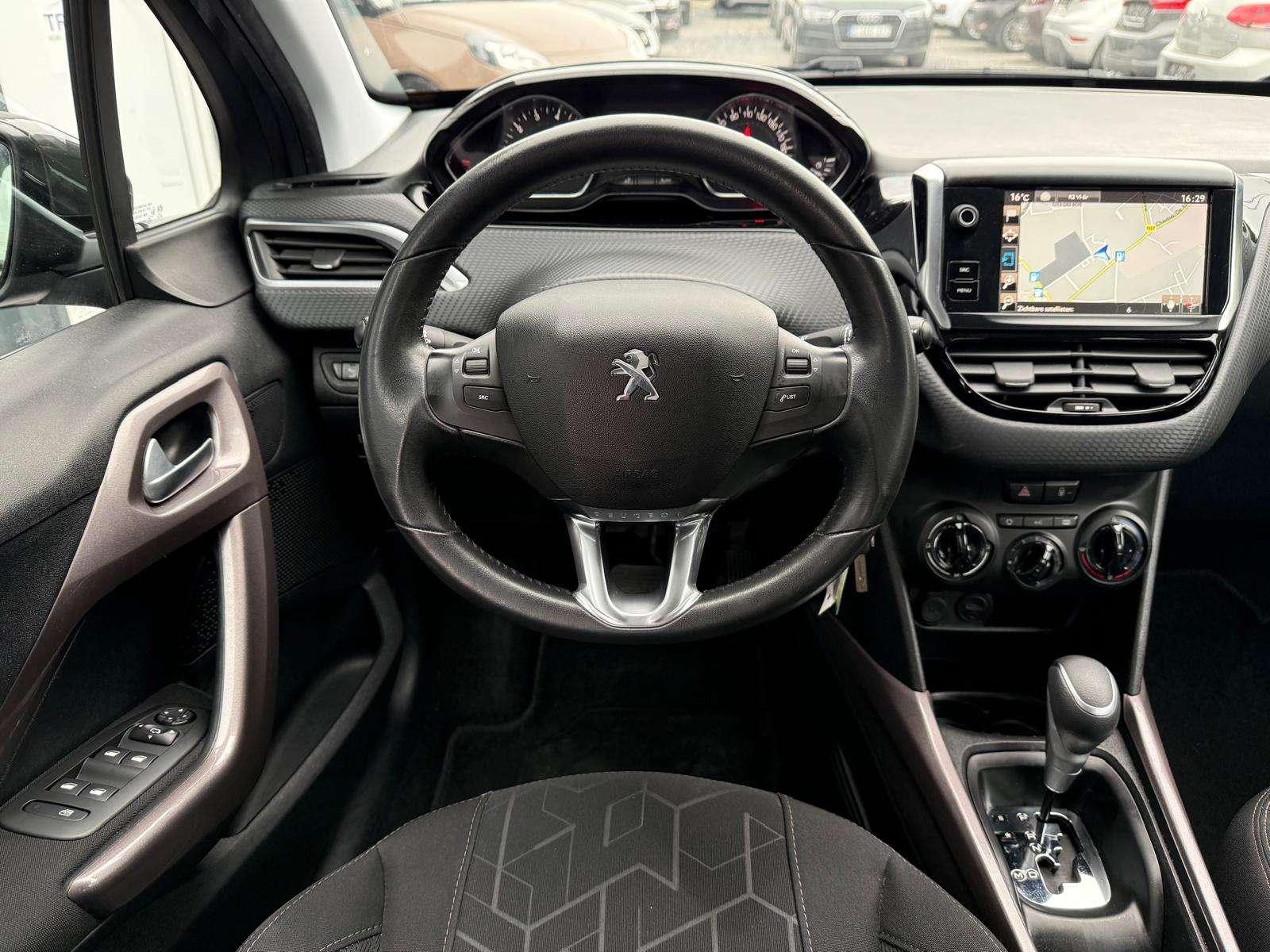 Peugeot 2008 2008 1.2i Active S / 1e Main /  GPS / Entretien + CT + Garantie 1 an (Historique complet)