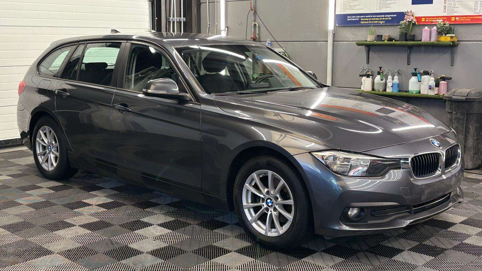 BMW 318 d Touring bj. 2015 Euro 6