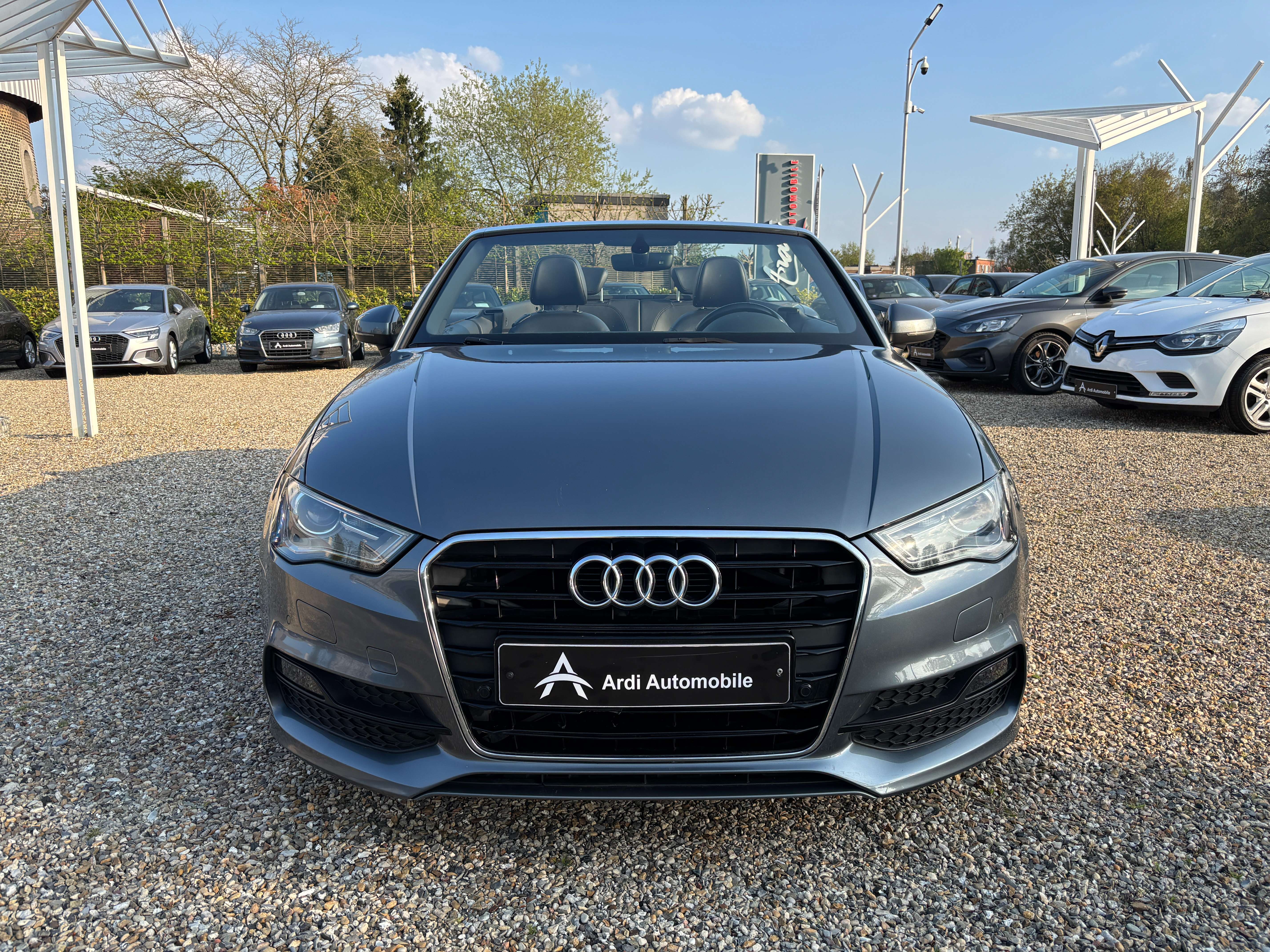 Audi A3 Cabriolet 1.6 TDi *S line*SIEGE CHAUFF*CRUISE CONTROL*GARANTIE*