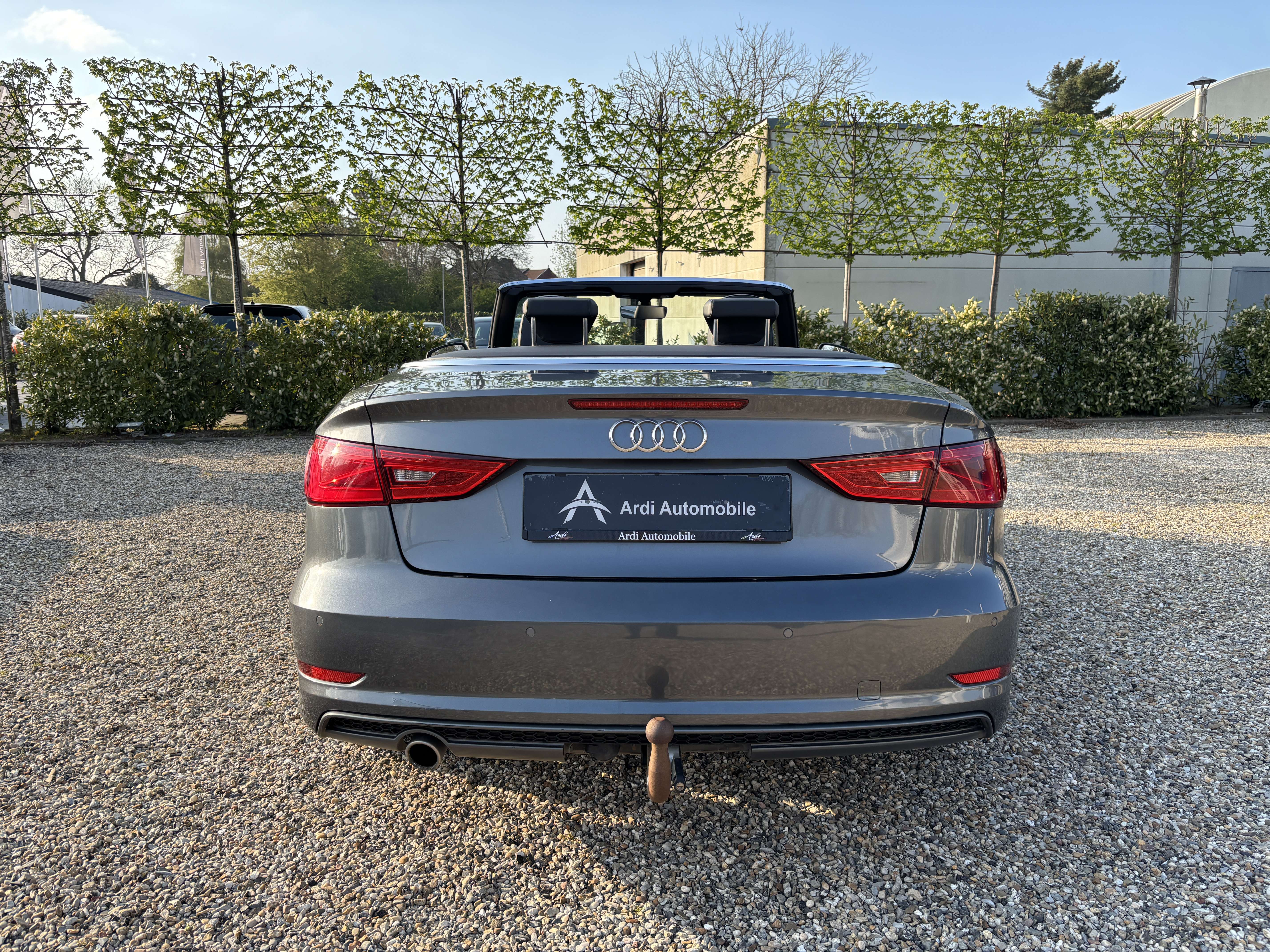 Audi A3 Cabriolet 1.6 TDi *S line*SIEGE CHAUFF*CRUISE CONTROL*GARANTIE*