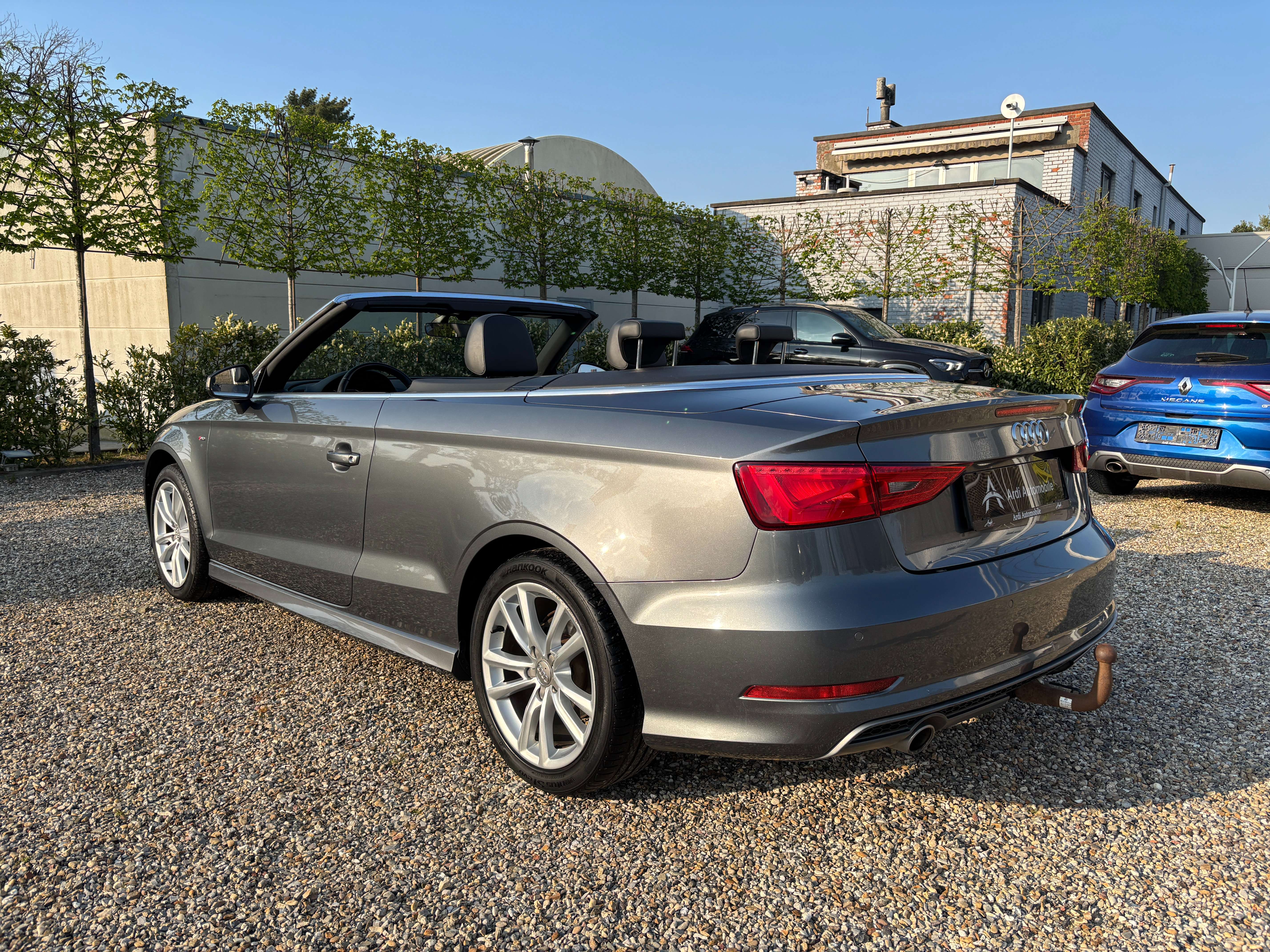 Audi A3 Cabriolet 1.6 TDi *S line*SIEGE CHAUFF*CRUISE CONTROL*GARANTIE*
