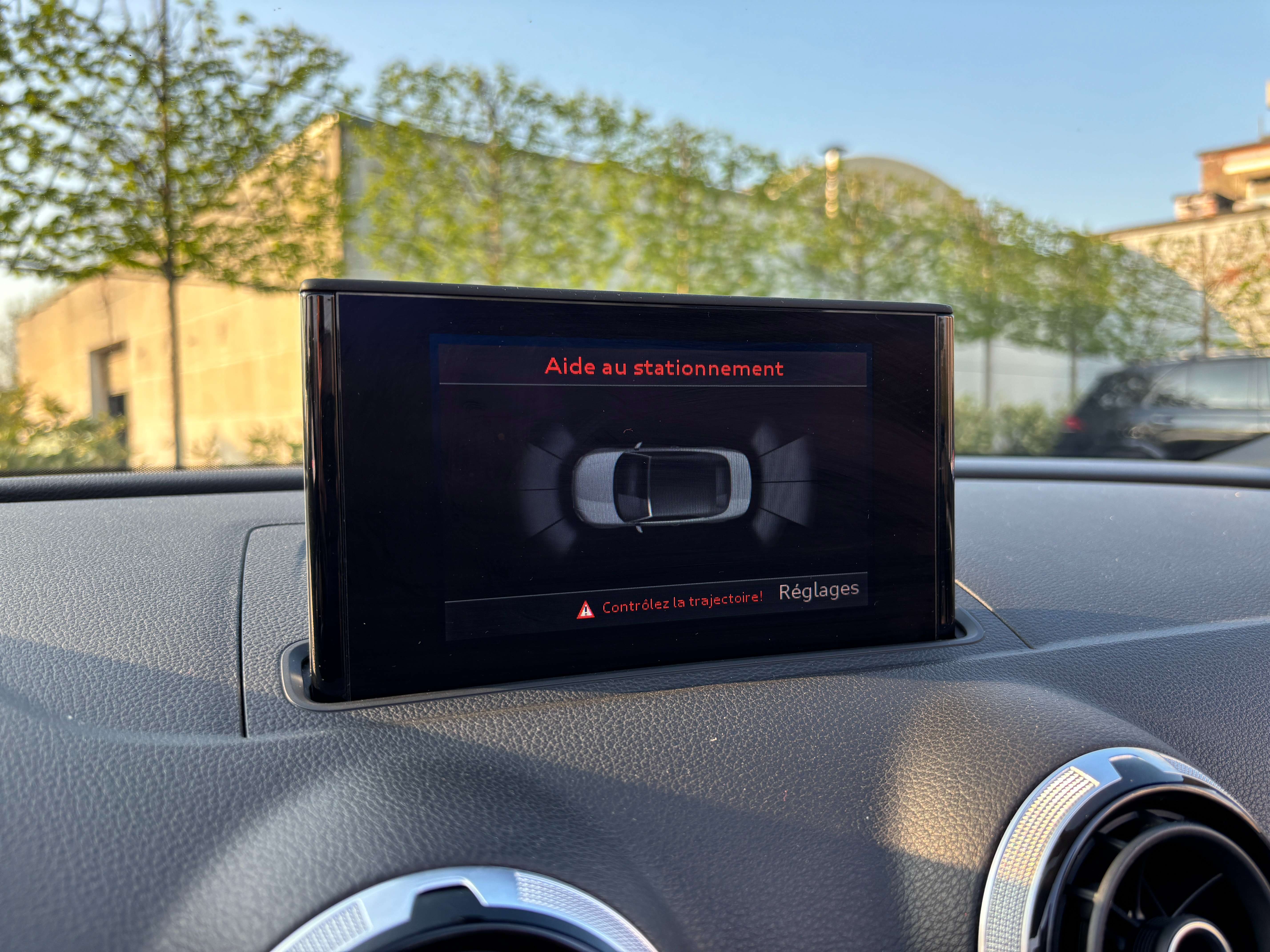 Audi A3 Cabriolet 1.6 TDi *S line*SIEGE CHAUFF*CRUISE CONTROL*GARANTIE*