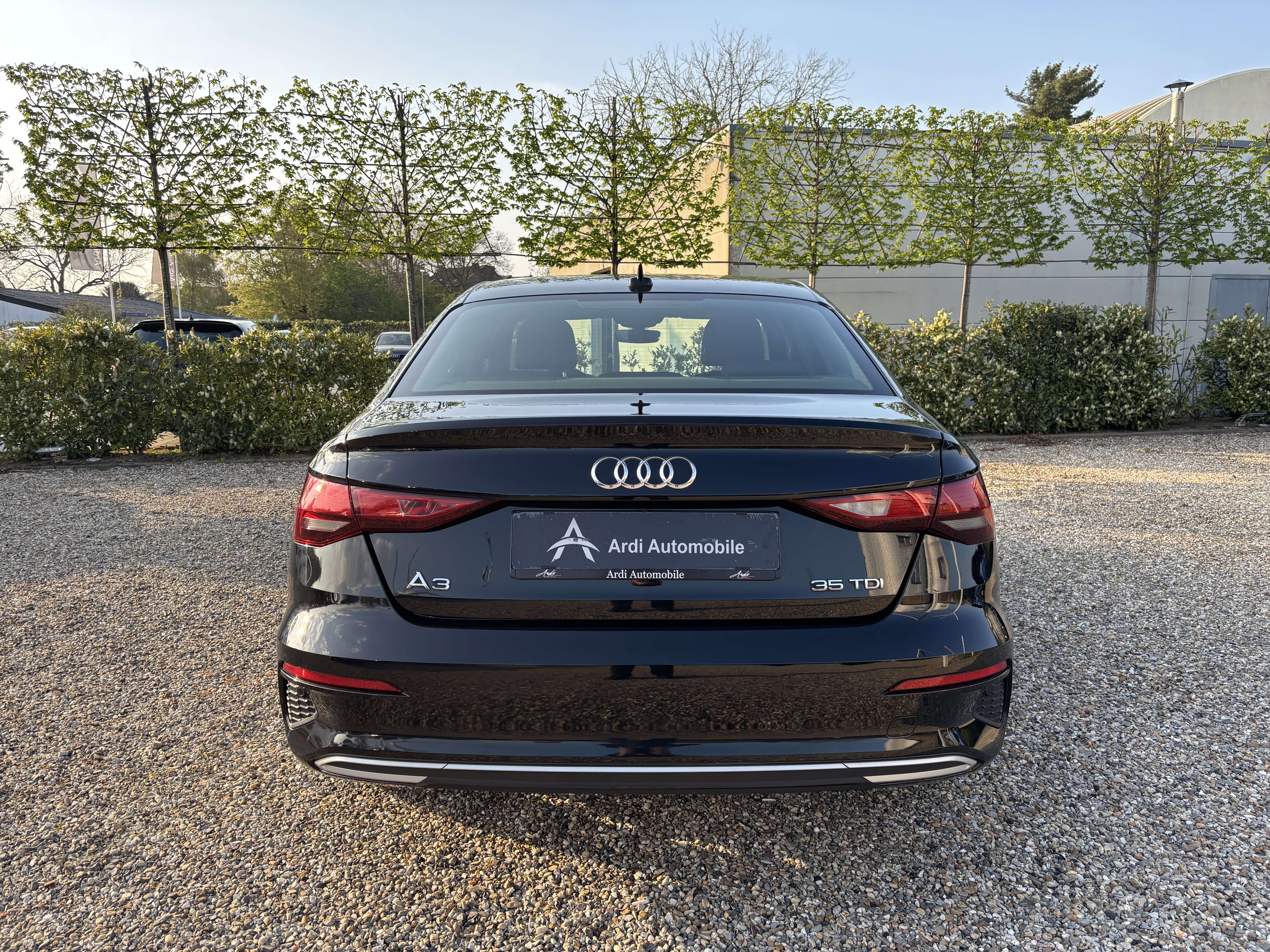 Audi A3 2.0 TDi *CARPLAY*SIEGE CHAUFF*XENON*LANE ASSIST*GARANTIE*