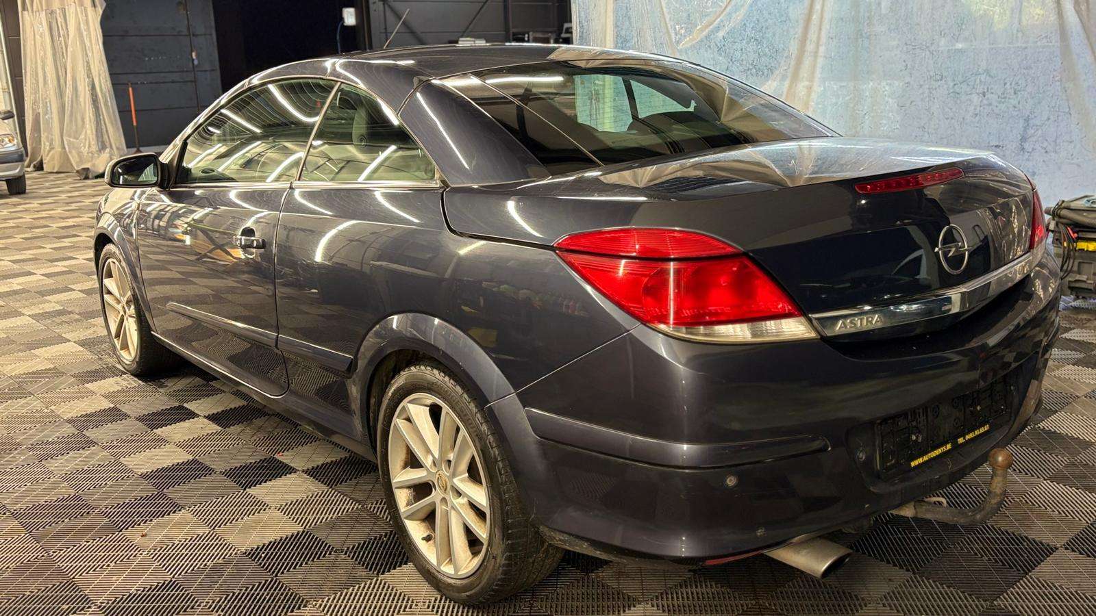 Opel Astra TwinTop 1.6i Cabrio bj. 2008