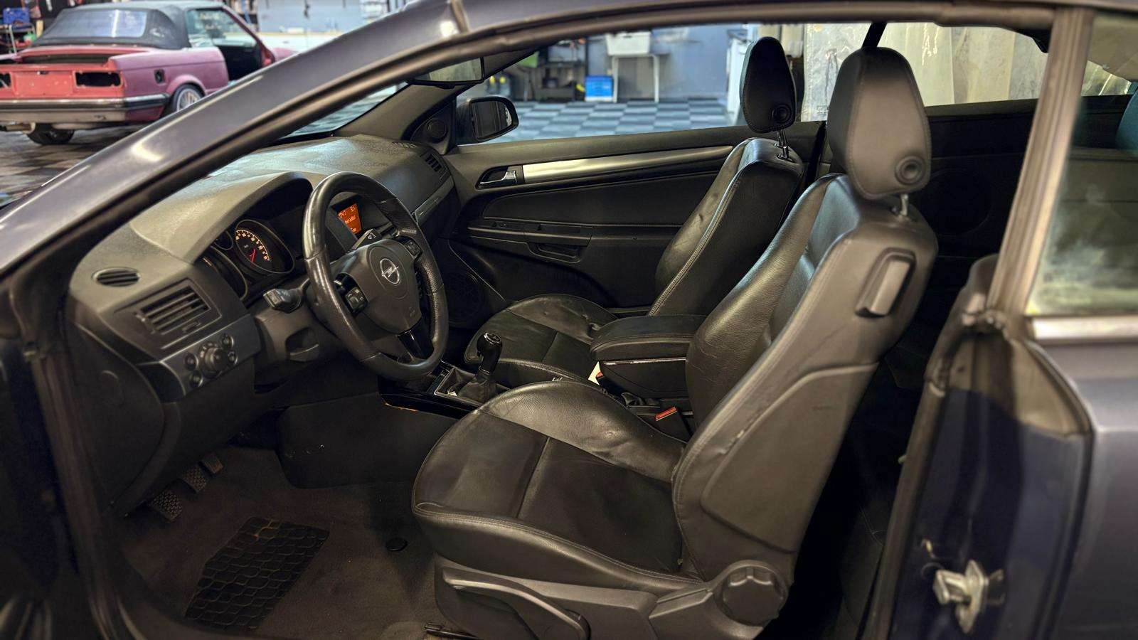 Opel Astra TwinTop 1.6i Cabrio bj. 2008